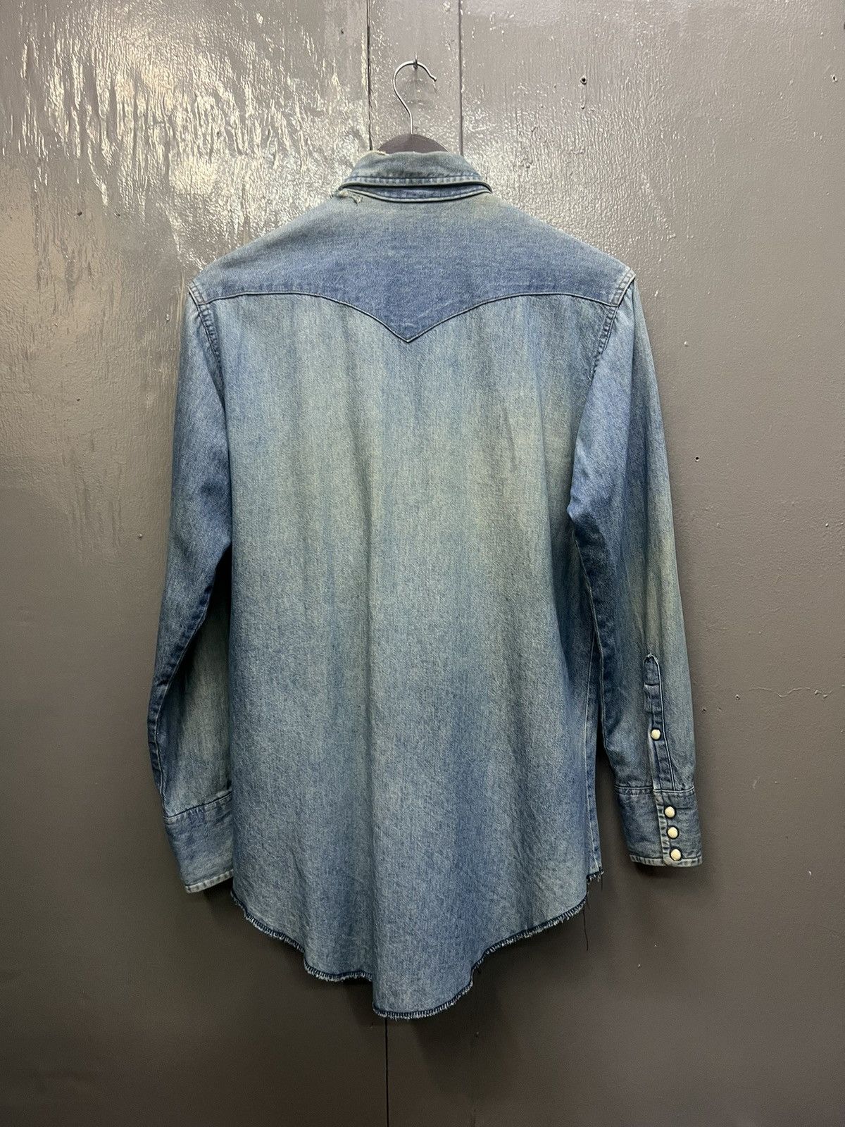 Vintage Vintage Wrangler Western Pearl Snap Button Denim Shirt Size US M / EU 48-50 / 2 - 3 Thumbnail