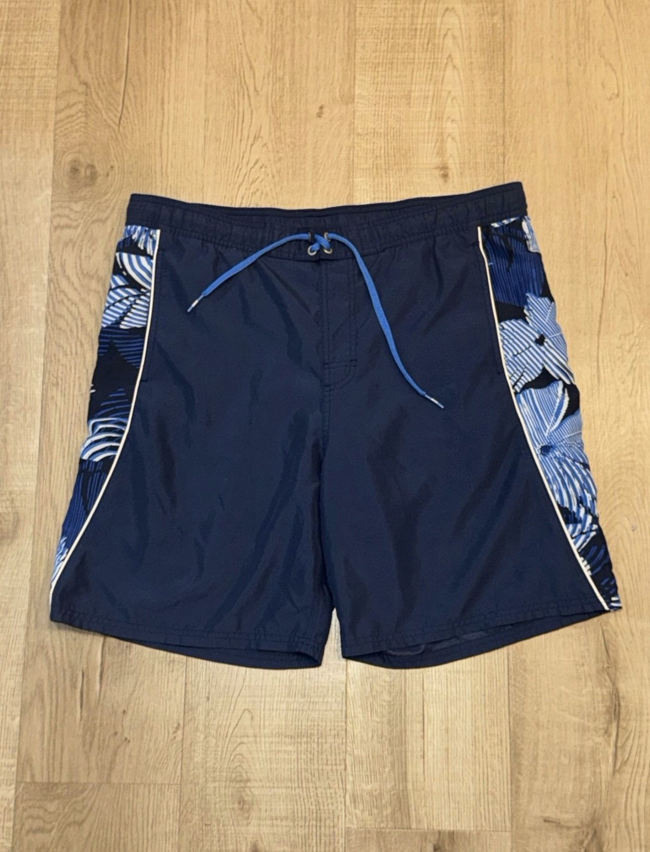 Nike Nike Blue Floral Print Swim Trunks Mens LG Y2K 90s Rare Size US 34 / EU 50 - 2 Thumbnail