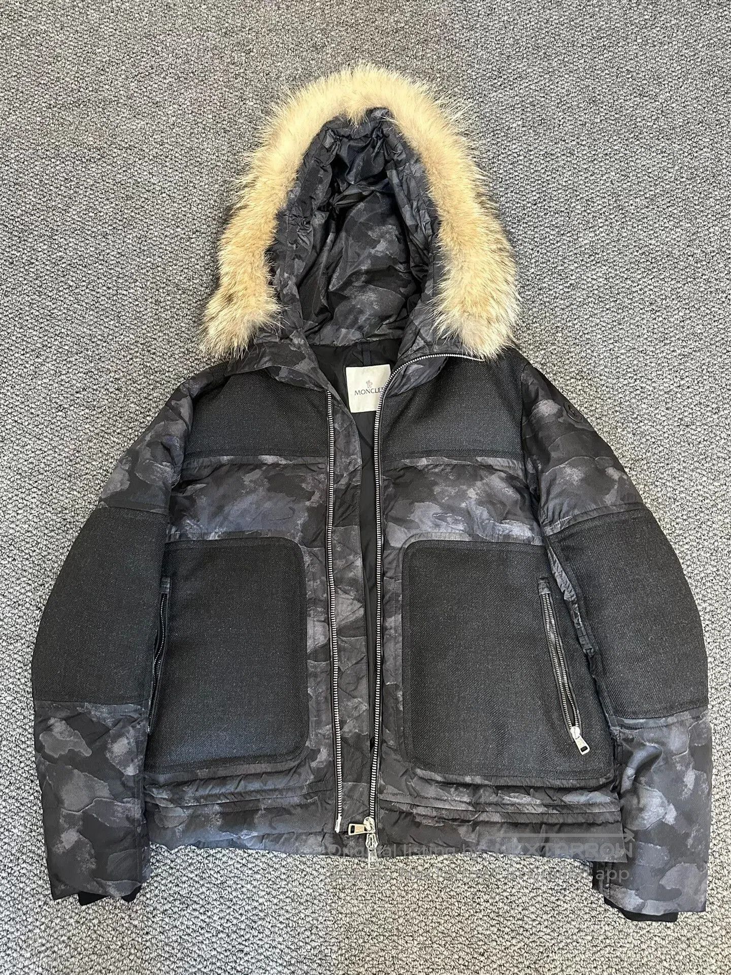 Moncler moncler down jacket with fur hood. Size US M / EU 48-50 / 2 - 1 Thumbnail