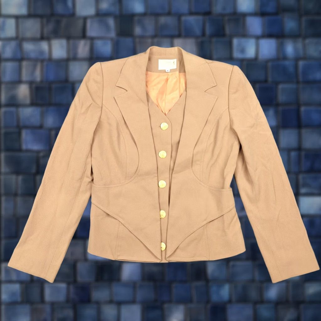 Vintage VINTAGE Alberto Makali Suit Set Womens 6 Beige Lined Jacket Vest Made USA Workwear Size M / US 6-8 / IT 42-44 - 1 Thumbnail