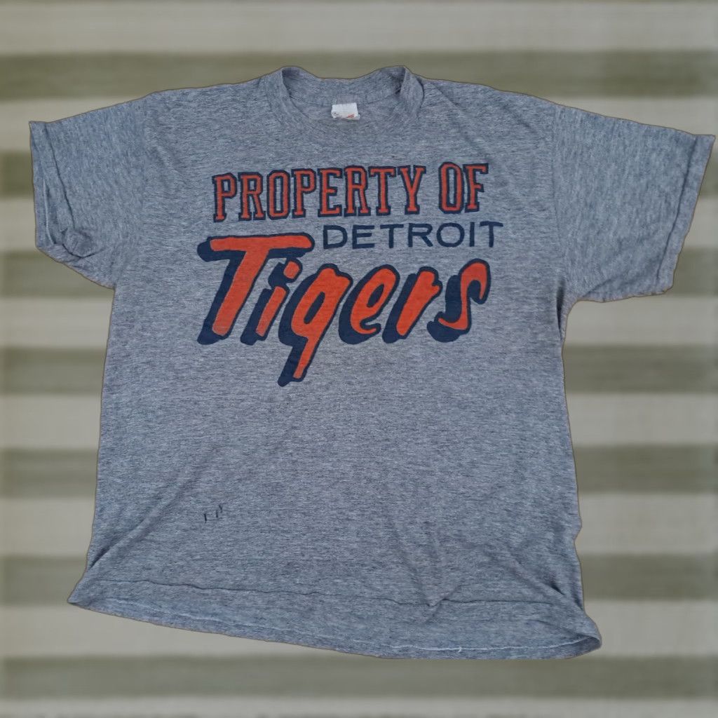 Vintage Nike Shirt Detroit Tigers USA Baseball T-Shirt LG Gray Single Stitch Sportswear Men Short Sleeve 1980s Vintage Tigers Fans Mens Size US L / EU 52-54 / 3 - 1 Thumbnail