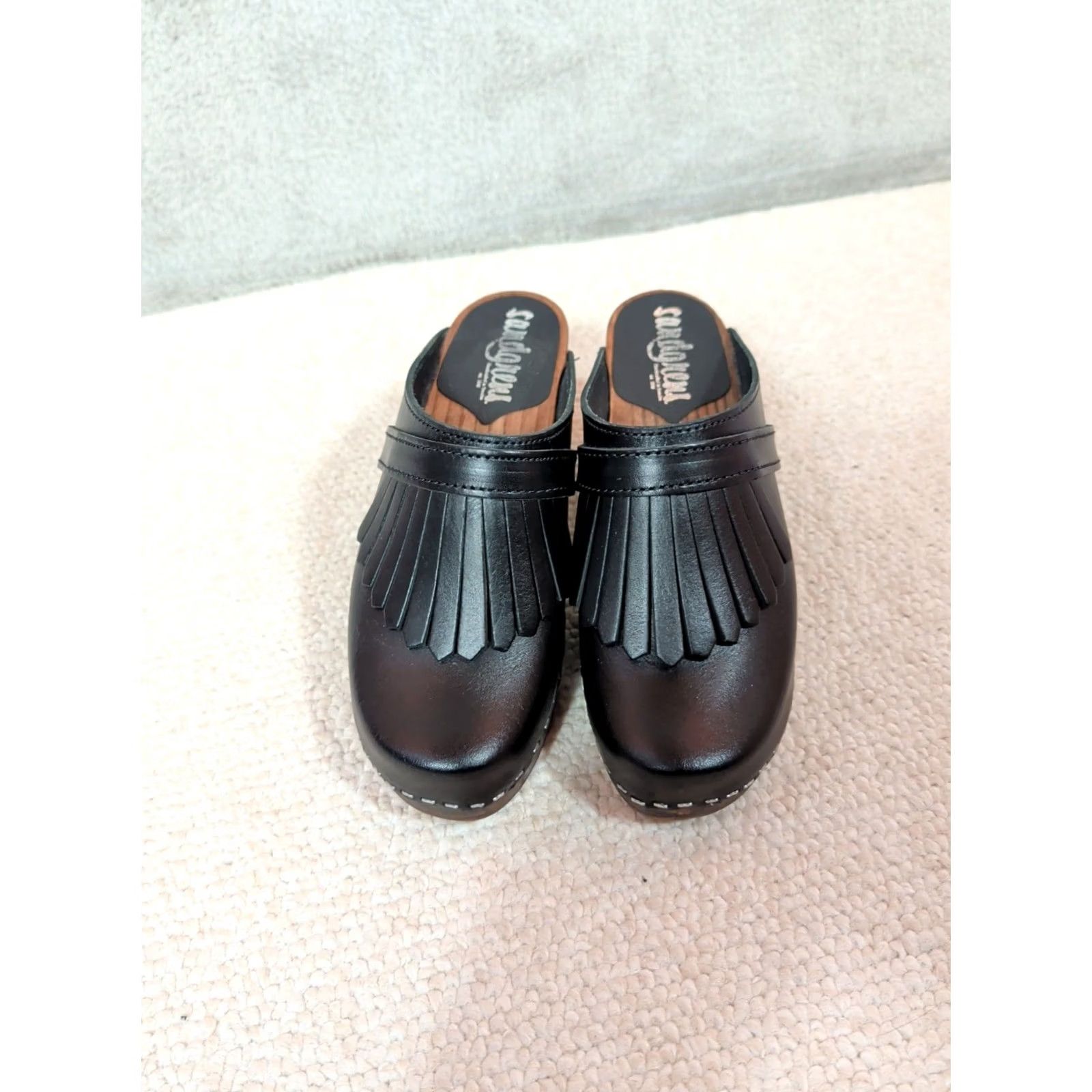 Vintage SANDGRENS Venice Clogs Mules Fringe Leather Black Wood Mid Heel Womens US 6 EU 36 Boho Casual Walking Handmade Shoes Slip On Contour Round Toe Size ONE SIZE - 2 Thumbnail