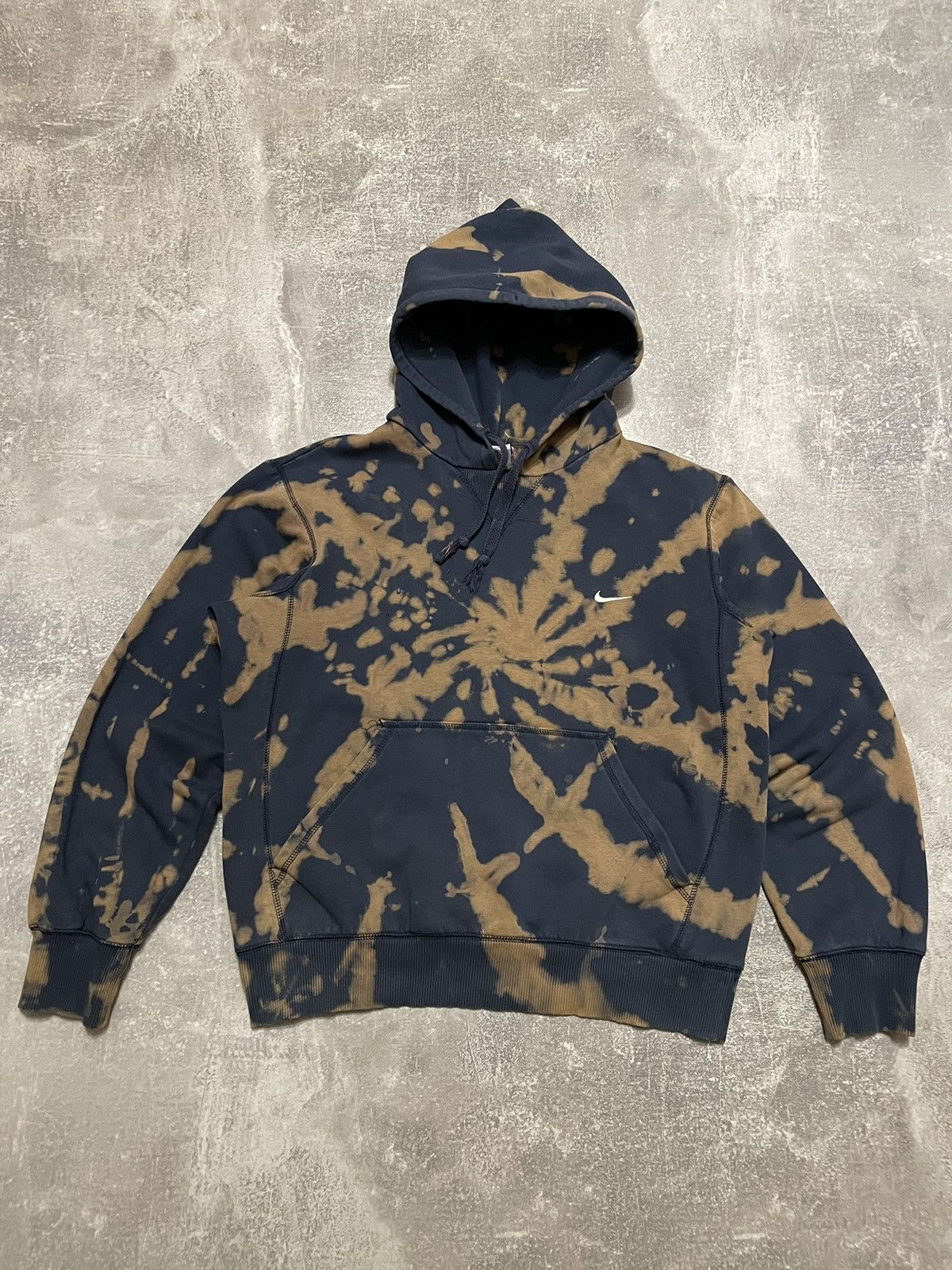 Nike Vintage Nike Swoosh Logo Custom Tie Dye Hoodie Size US M / EU 48-50 / 2 - 1 Thumbnail
