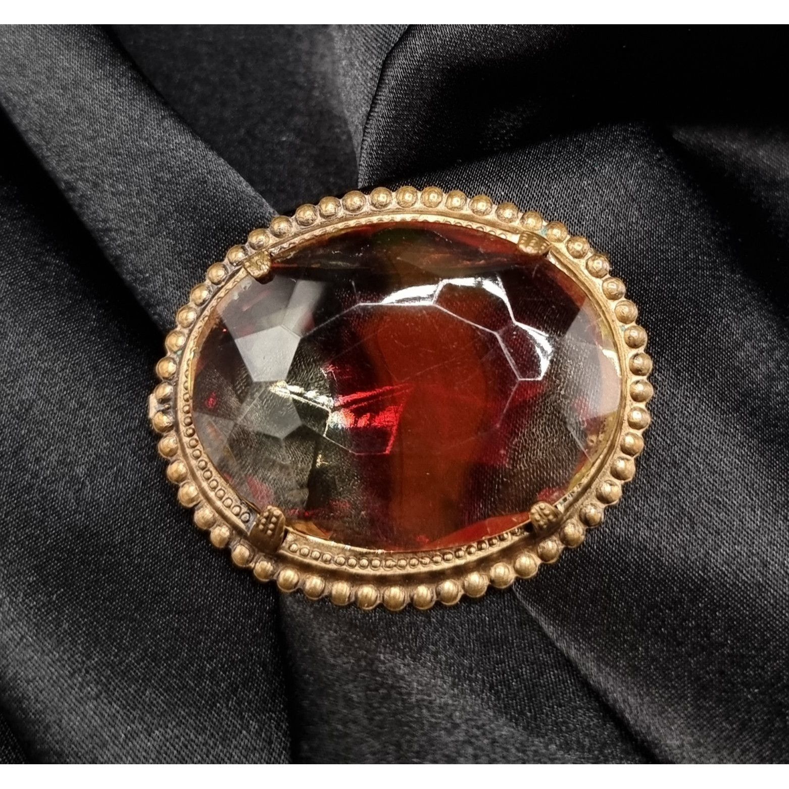 Vintage Vintage 1930's-1940's Faceted Red Glass Brooch Size ONE SIZE - 2 Thumbnail