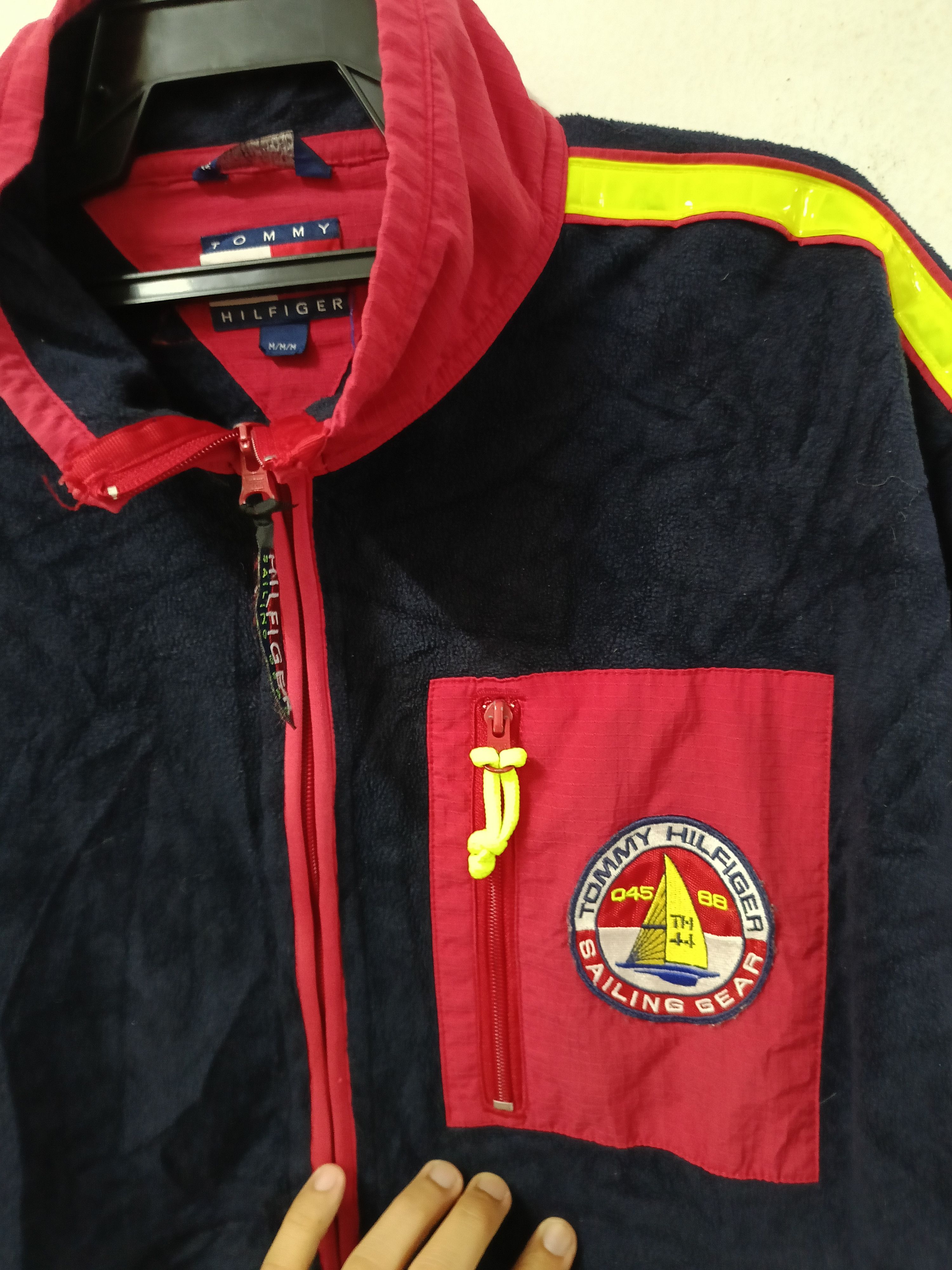 Tommy Hilfiger × Vintage Vtg Tommy Hilfiger sailing gear Fleece jacket Size US M / EU 48-50 / 2 - 8 Thumbnail