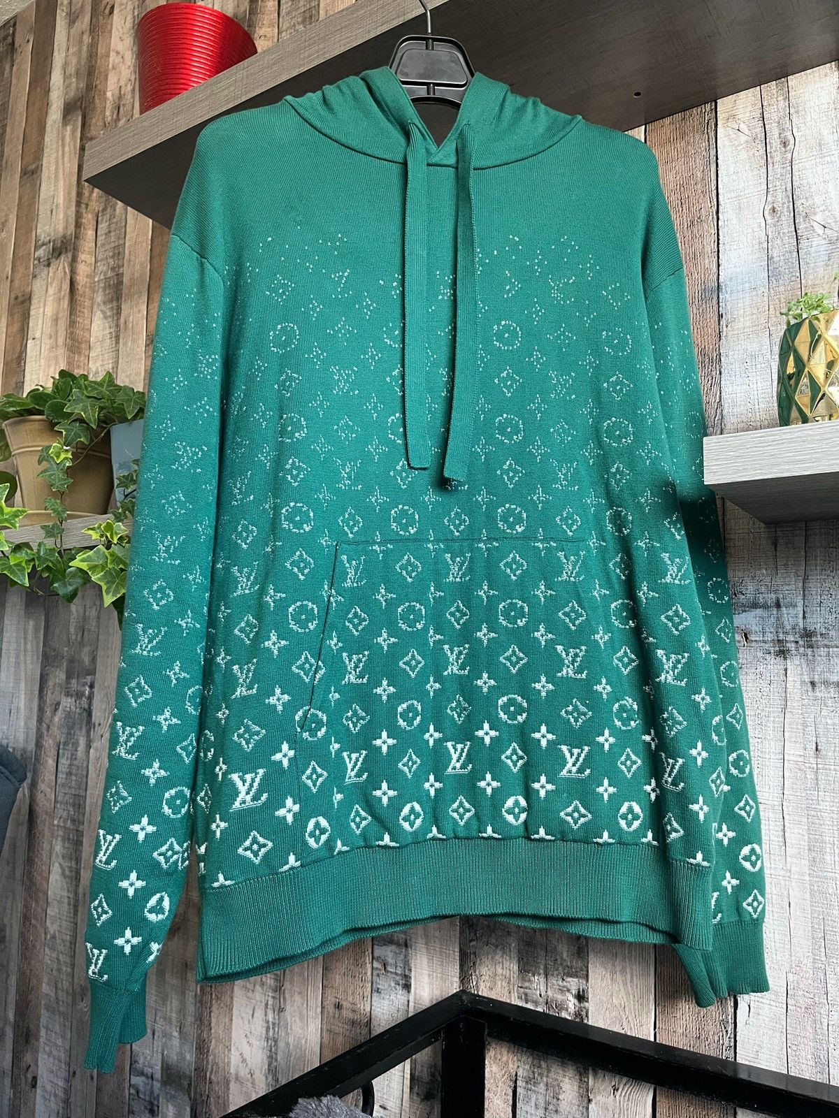 Louis Vuitton Louis Vuitton FW22 Monogram Gradient Knit Hoodie Green Size US M / EU 48-50 / 2 - 1 Thumbnail