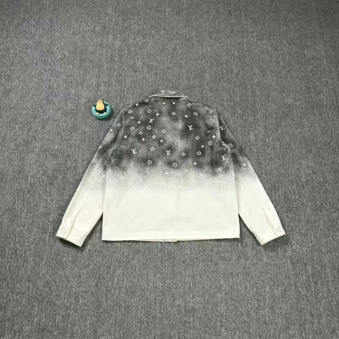 Louis Vuitton lv gray white gradient denim shirt. Size US L / EU 52-54 / 3 - 2 Thumbnail