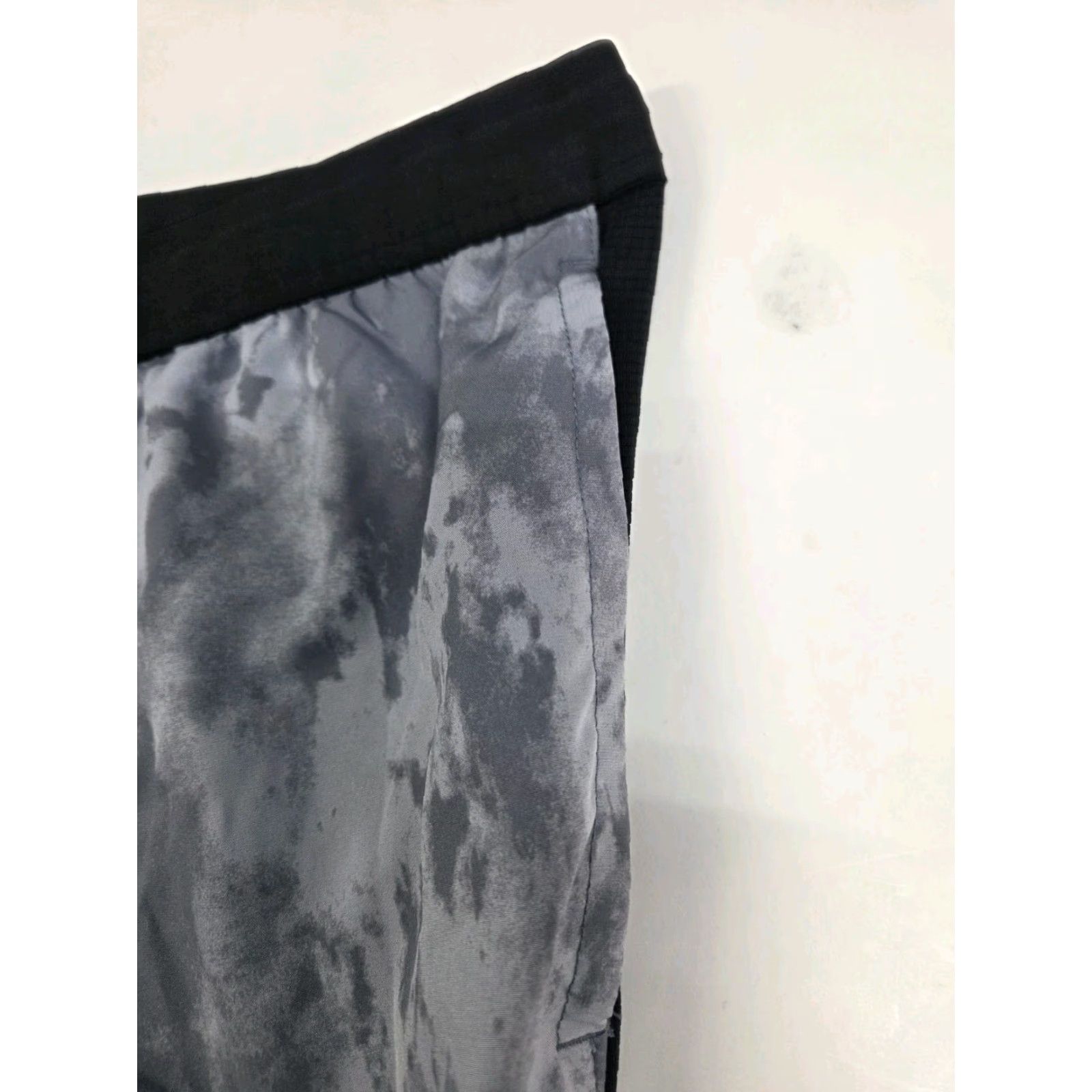 Vintage Skorq Mens Blue Lined Shorts Athletic 6 in Inseam Side Zip Pocket Drawstring Quick Dry Pockets Elastic Waist 34 in Waist Regular L #8198 Size US 33 - 7 Thumbnail