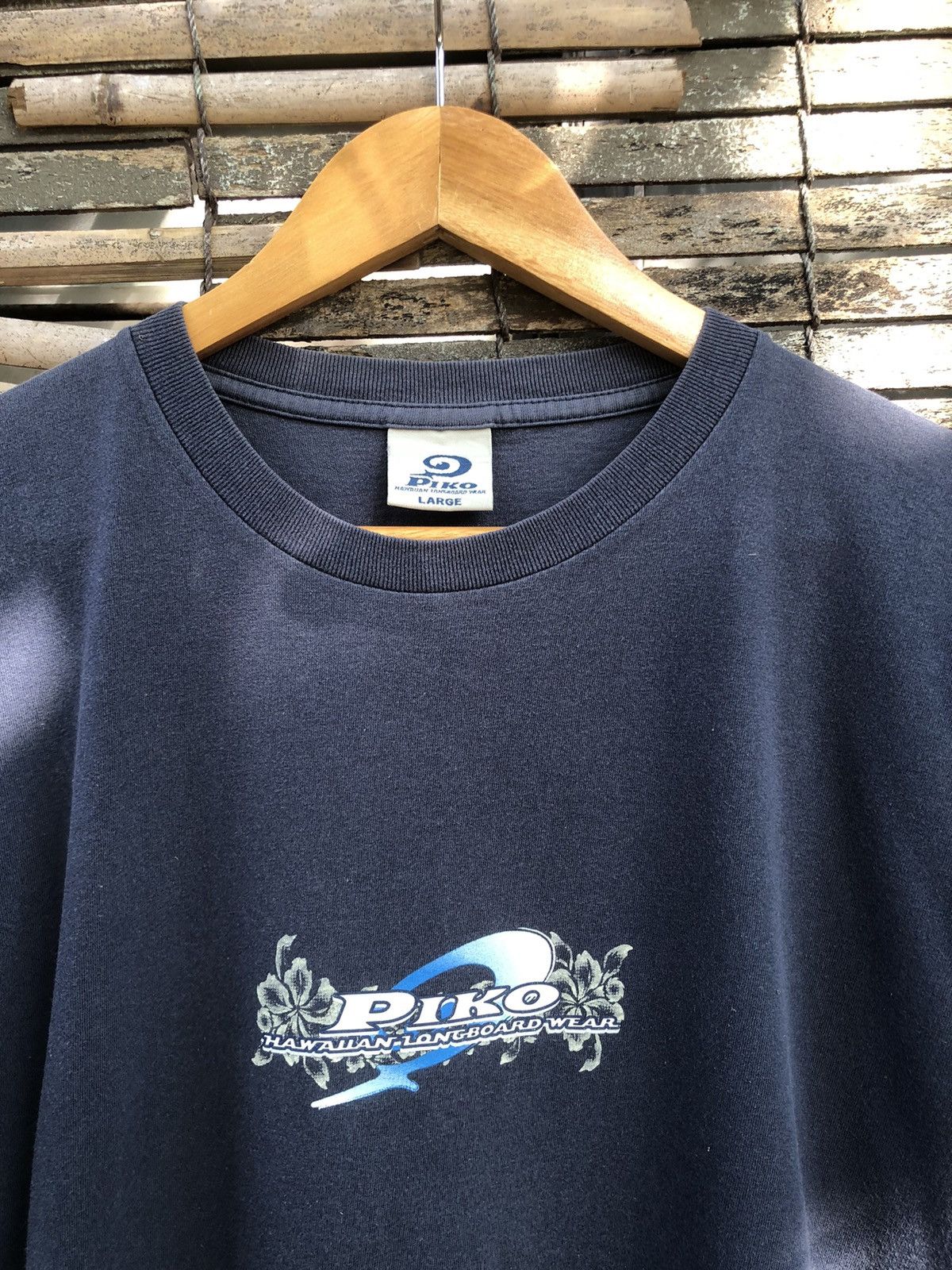 Japanese Brand × Quiksilver × Vintage Vintage Sunfaded Piko Surfwear Glitter Backhit Tee Size US L / EU 52-54 / 3 - 10 Thumbnail