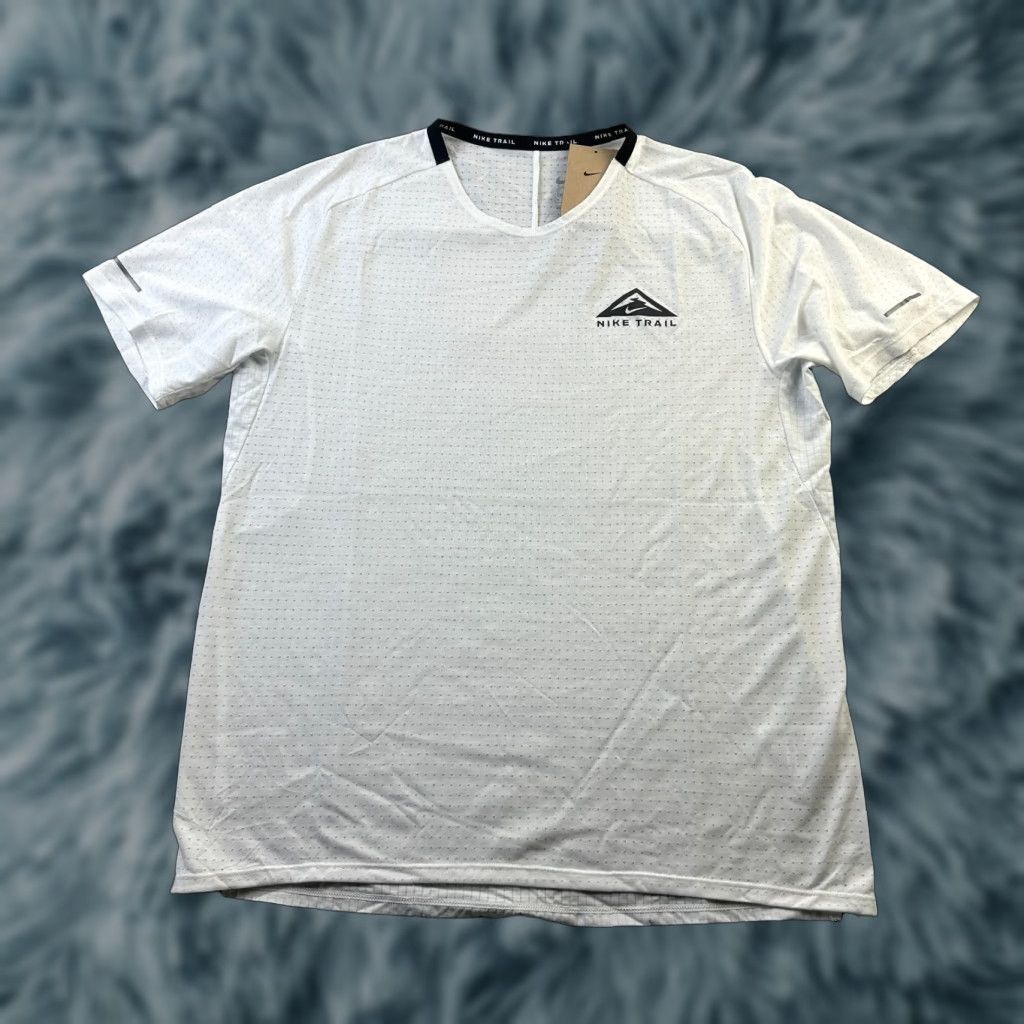 Nike Dri-Fit Shirt Mens L White Trail Running Gym Casual Activewear