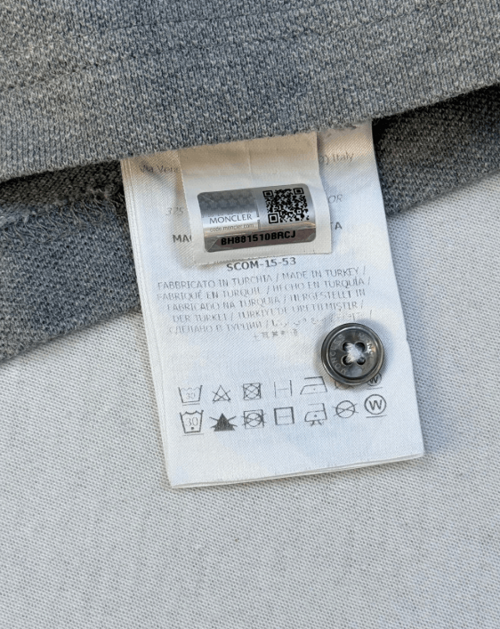 Moncler polo moncler Size US L / EU 52-54 / 3 - 9 Thumbnail