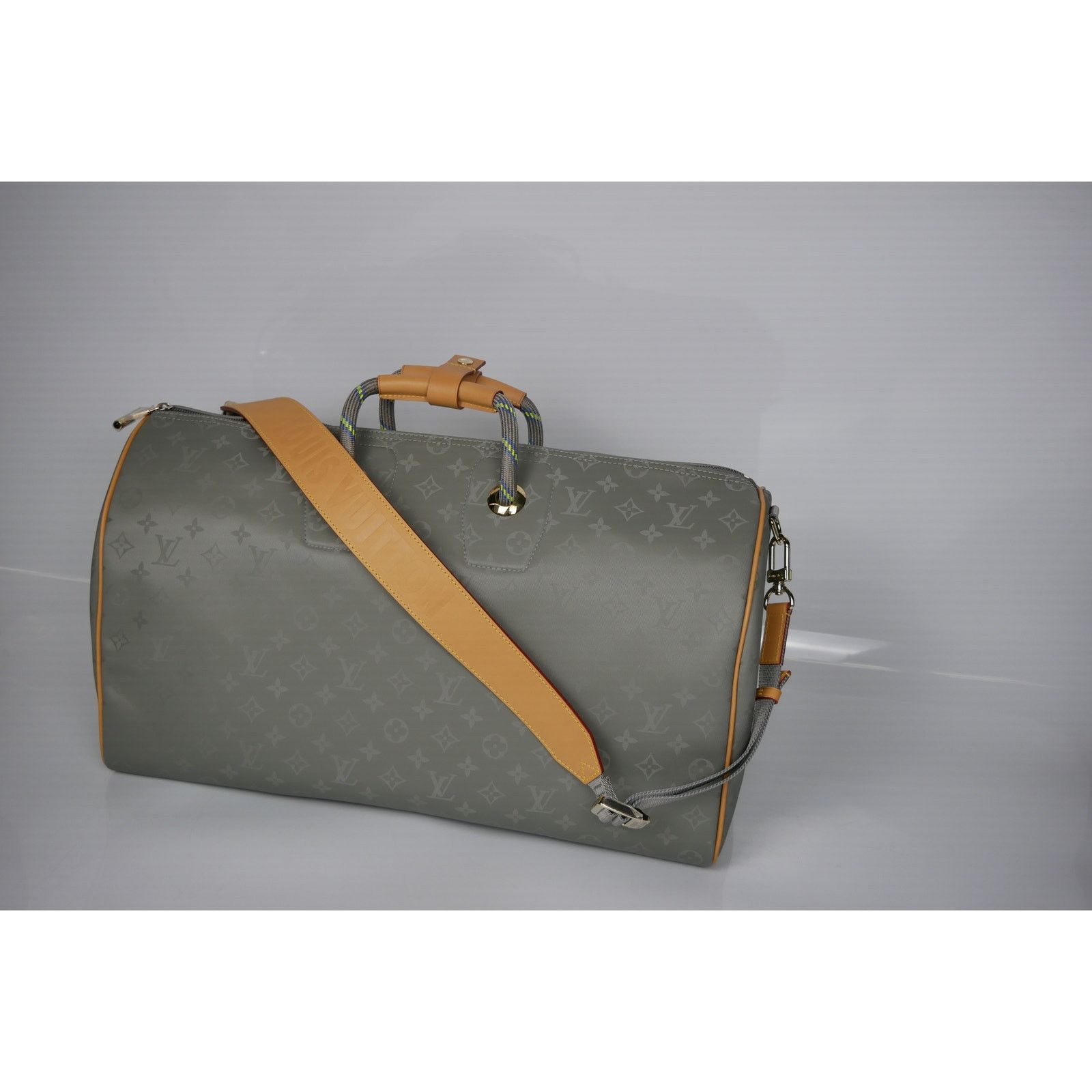Louis Vuitton Louis Vuitton Titanium Keepall 50 Size ONE SIZE - 2 Thumbnail