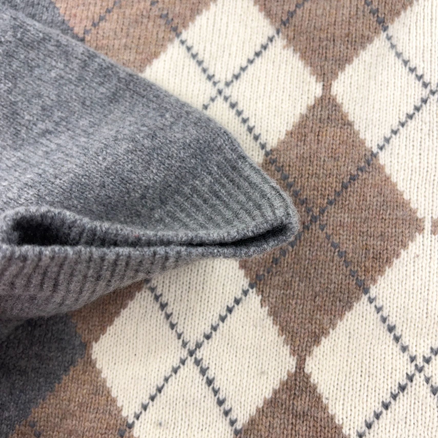 Jos. A. Bank Jos A Bank Sweater Men 2XL XXL Gray Lambs Wool V Neck Pullover Grandpa Diamond Size US XXL / EU 58 / 5 - 5 Thumbnail