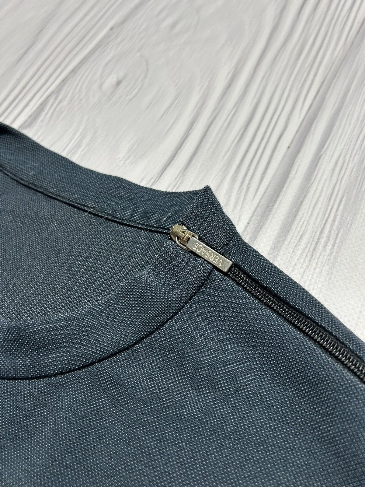 Versace Versace Classic Zip Neck T-Shirt Size US M / EU 48-50 / 2 - 7 Thumbnail
