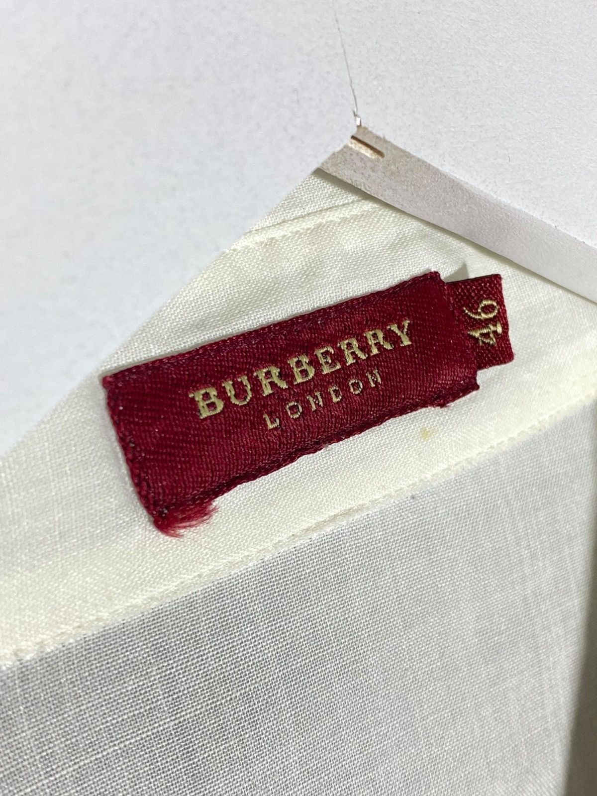 Burberry Burberry London White Bamboo Shirt With Gold Embroidery Size L / US 10 / IT 46 - 5 Thumbnail