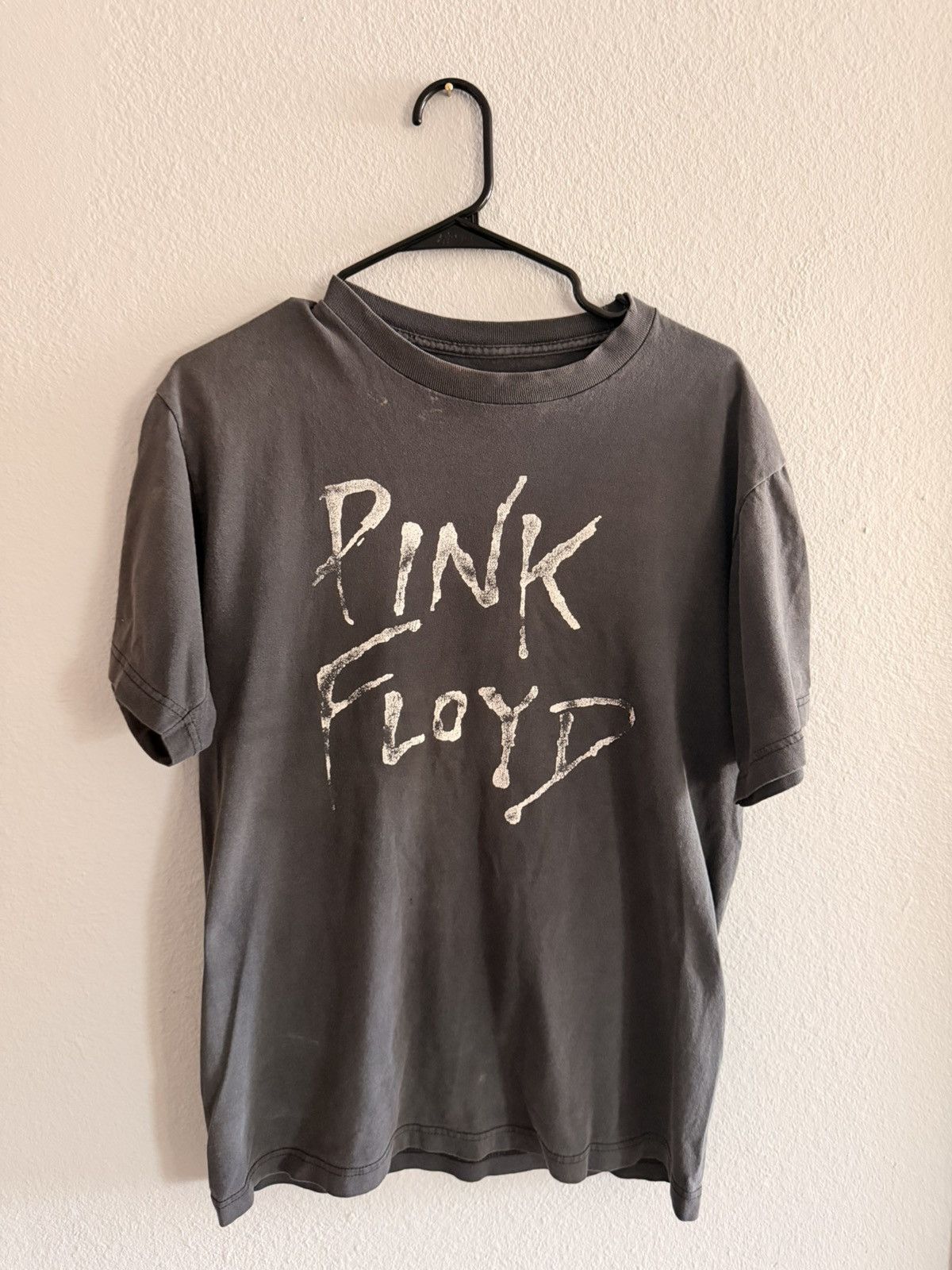 Vintage Vintage Pink Floyd T-shirt Size US L / EU 52-54 / 3 - 1 Thumbnail