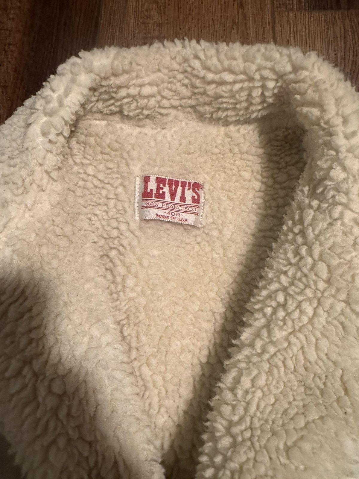 Levi's Vintage Clothing Vintage Levis Lightwash Trucker Jacket Size US M / EU 48-50 / 2 - 3 Thumbnail