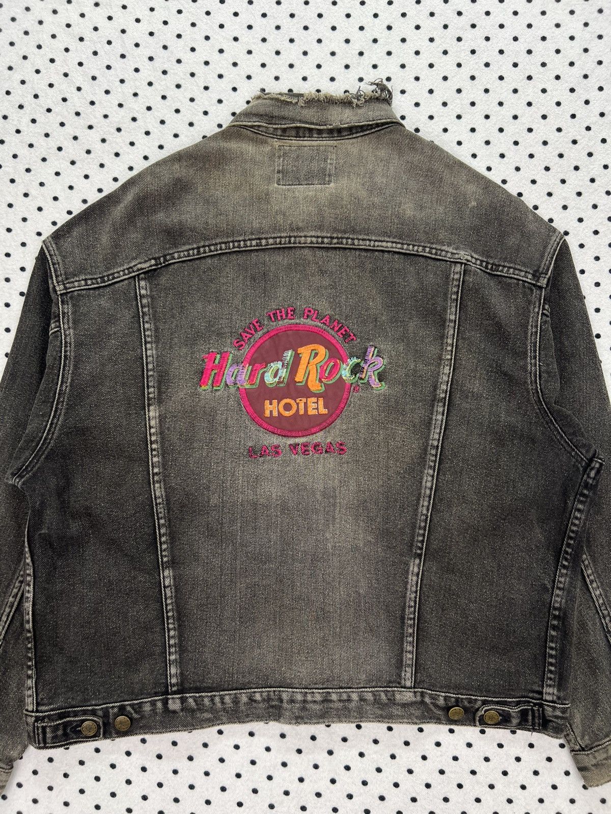Hard Rock Cafe × Vintage Vintage Hard Rock Cafe Dirty Distressed Denim Jacket Size US L / EU 52-54 / 3 - 4 Thumbnail