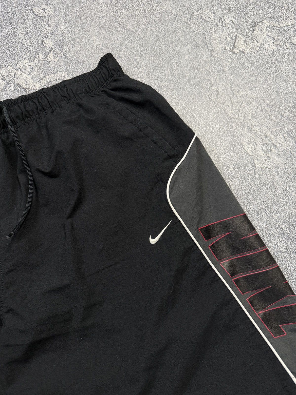 Nike Vintage Nike Shorts big logo Size US 36 / EU 52 - 4 Thumbnail
