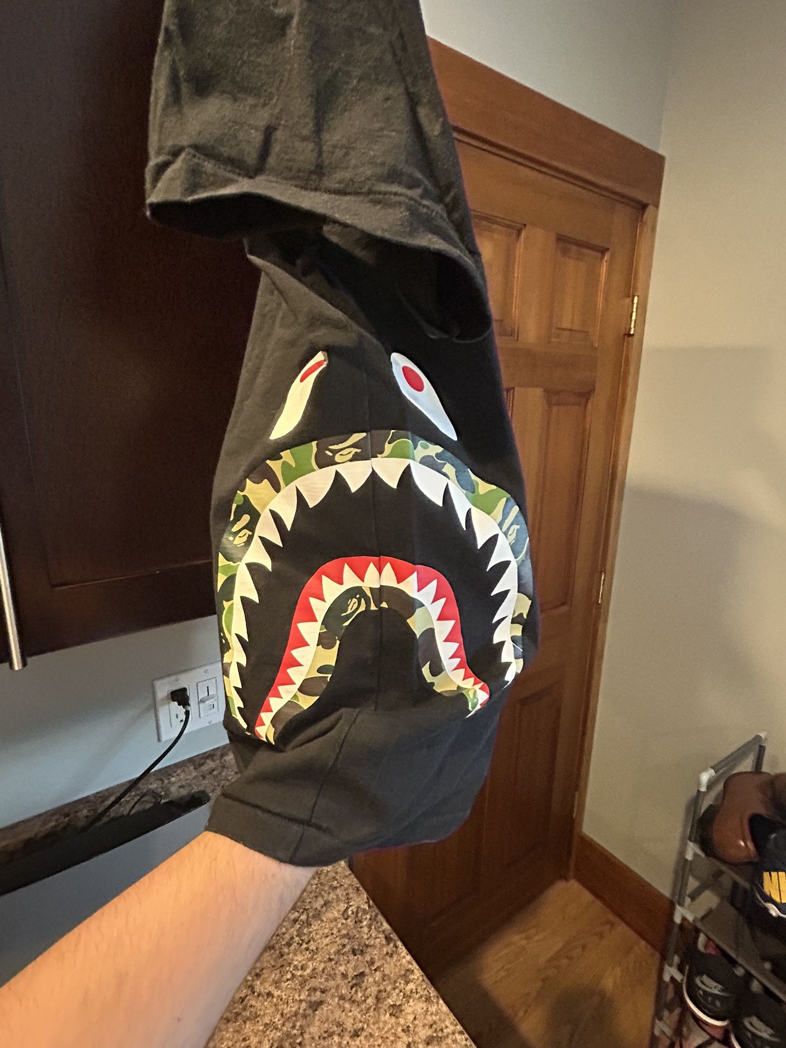 Bape 1st Camo Side Shark Size US XXL / EU 58 / 5 - 2 Thumbnail
