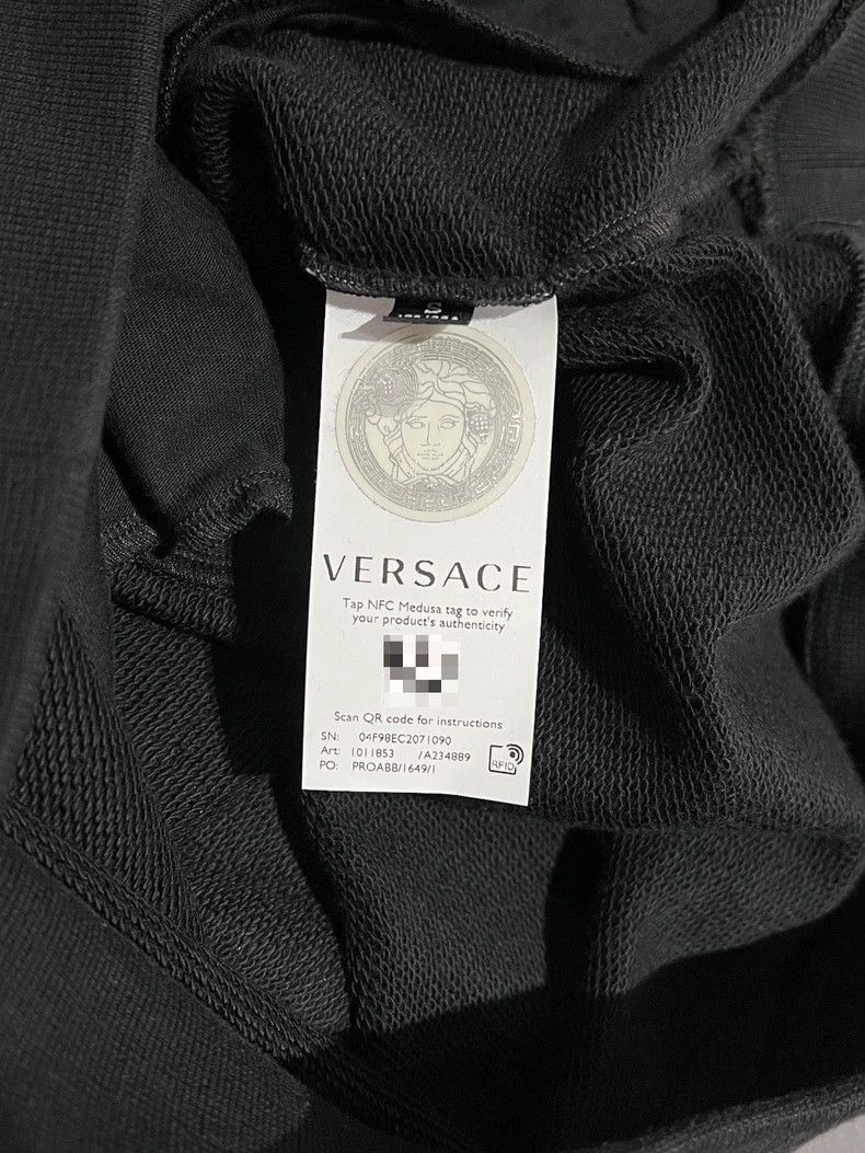 Versace Versace Black cotton hooded sweatshirt Size US S / EU 44-46 / 1 - 7 Thumbnail
