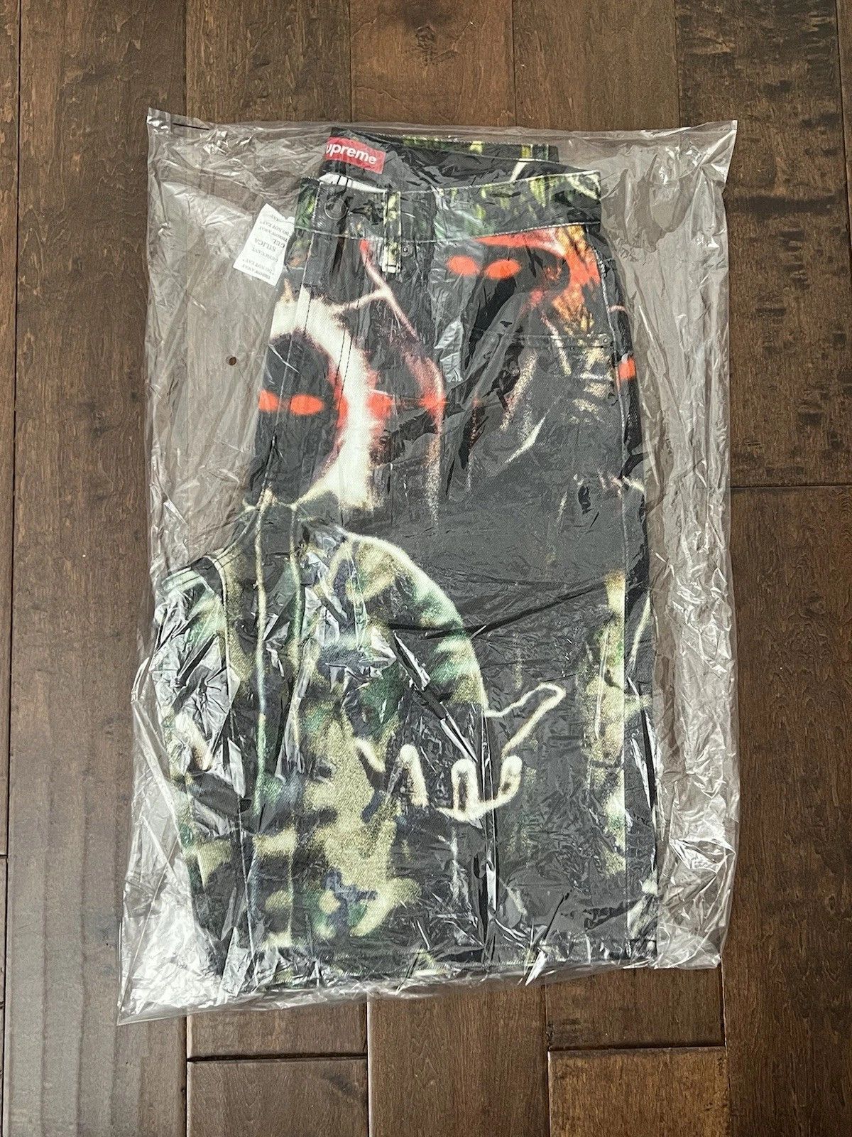 Supreme Supreme Shadows Baggy Denim Shorts Art Dealer 36 SS26