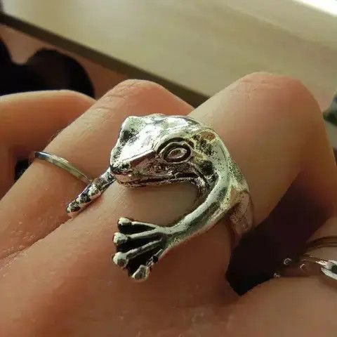 Jewelry Frog Ring Wavy Hippie Peace Jewelry Love Animals Size ONE SIZE - 2 Thumbnail