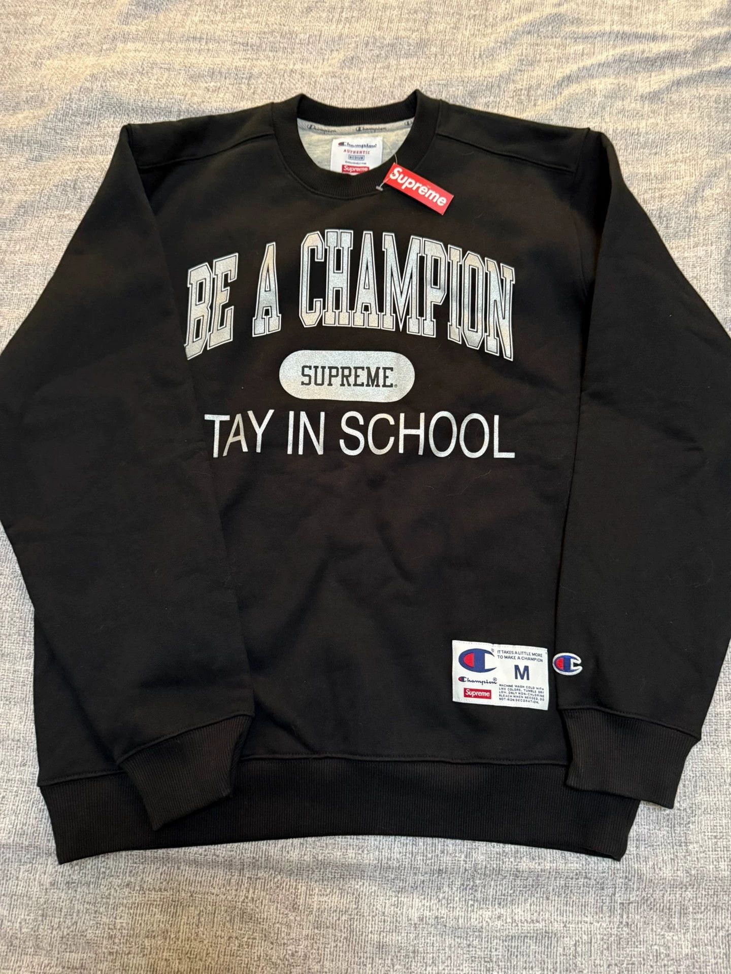 Supreme Supreme Champion Logo Crew Sweatshirt New w Tags M Size US M / EU 48-50 / 2 - 1 Thumbnail