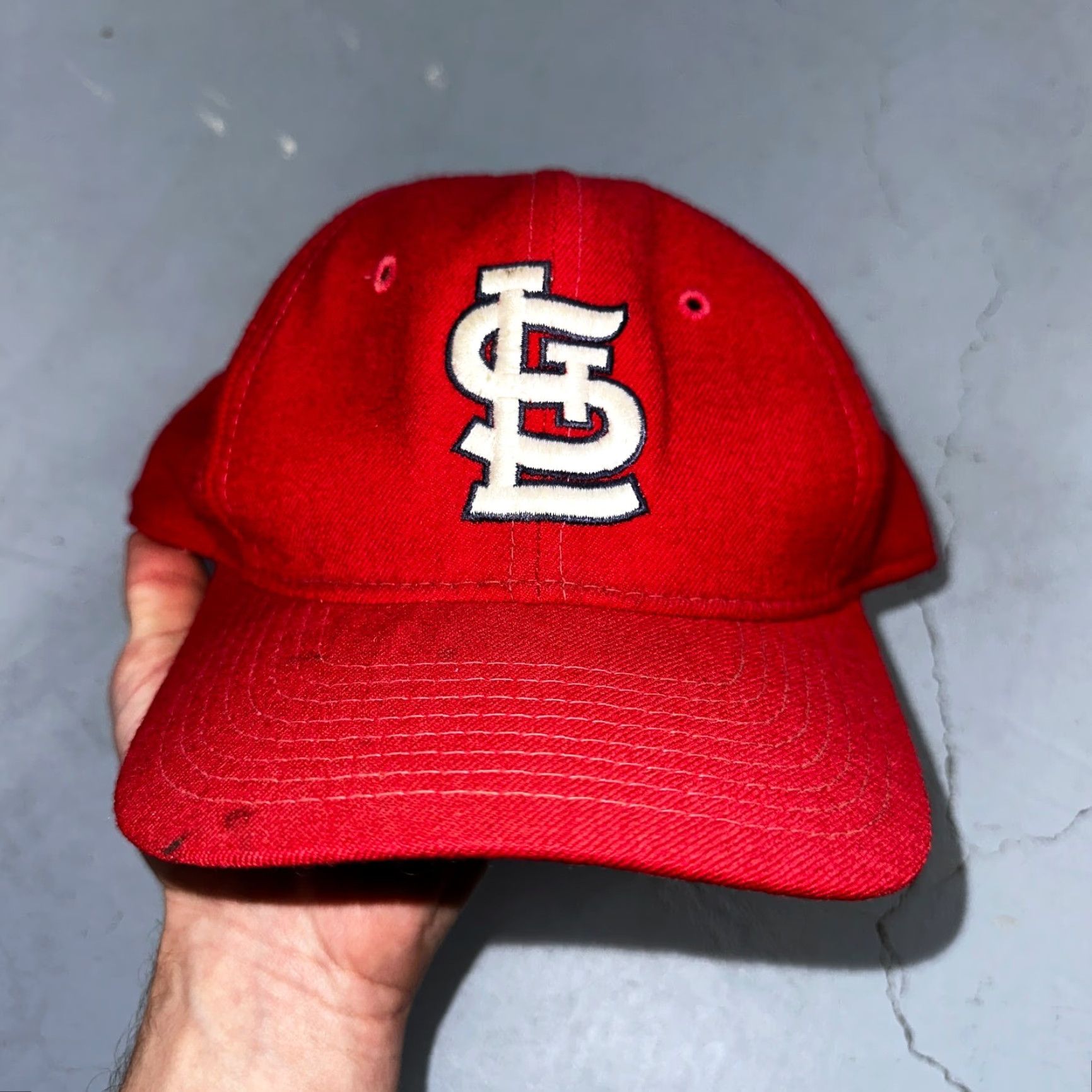 Sports Specialties VINTAGE St Louis Cardinals Sports Specialties SnapBack Hat Fitted 7 5/8 Red Wool Cap Size ONE SIZE - 2 Thumbnail