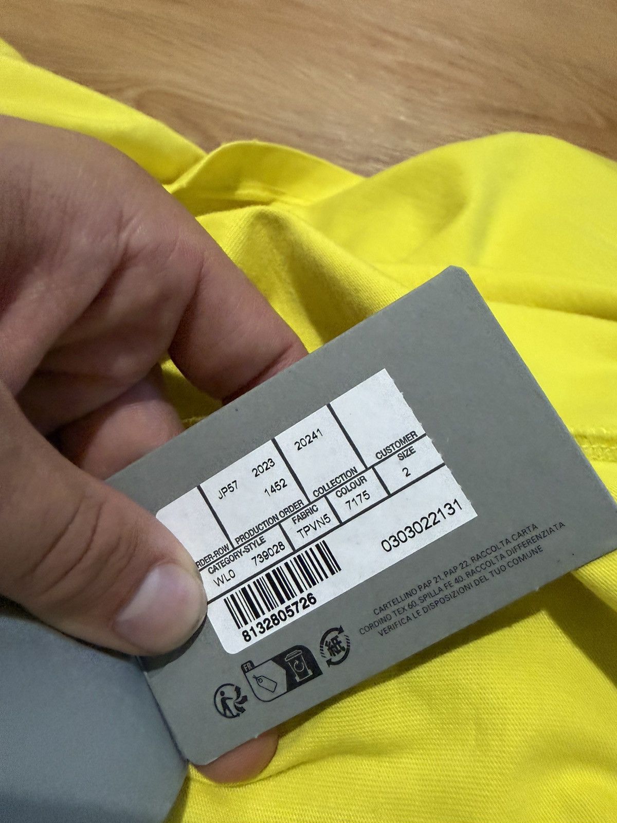 Balenciaga Balenciaga Darkwave yellow shirt Size US L / EU 52-54 / 3 - 8 Thumbnail