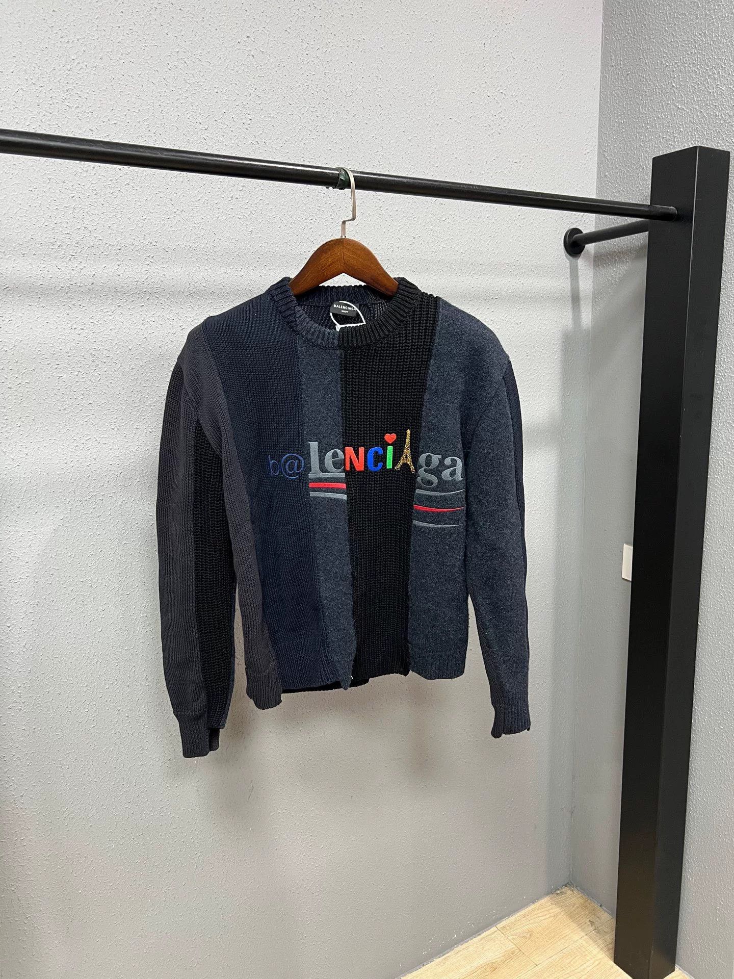 Balenciaga balenciaga patchwork sweater size s Size S / US 4 / IT 40 - 1 Thumbnail