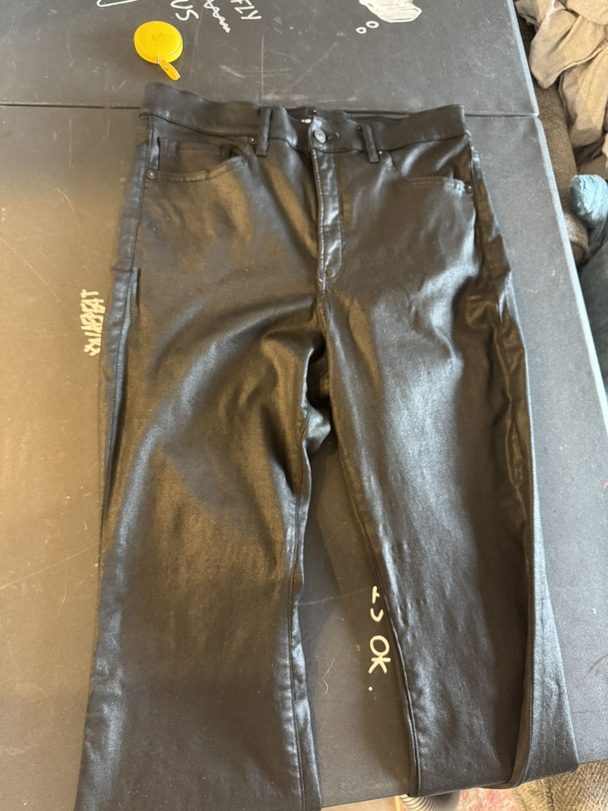 Express Express Black Wax Waxed Denim Jeans Pants Avant Garde Goth Size US 32 / EU 48 - 1 Thumbnail