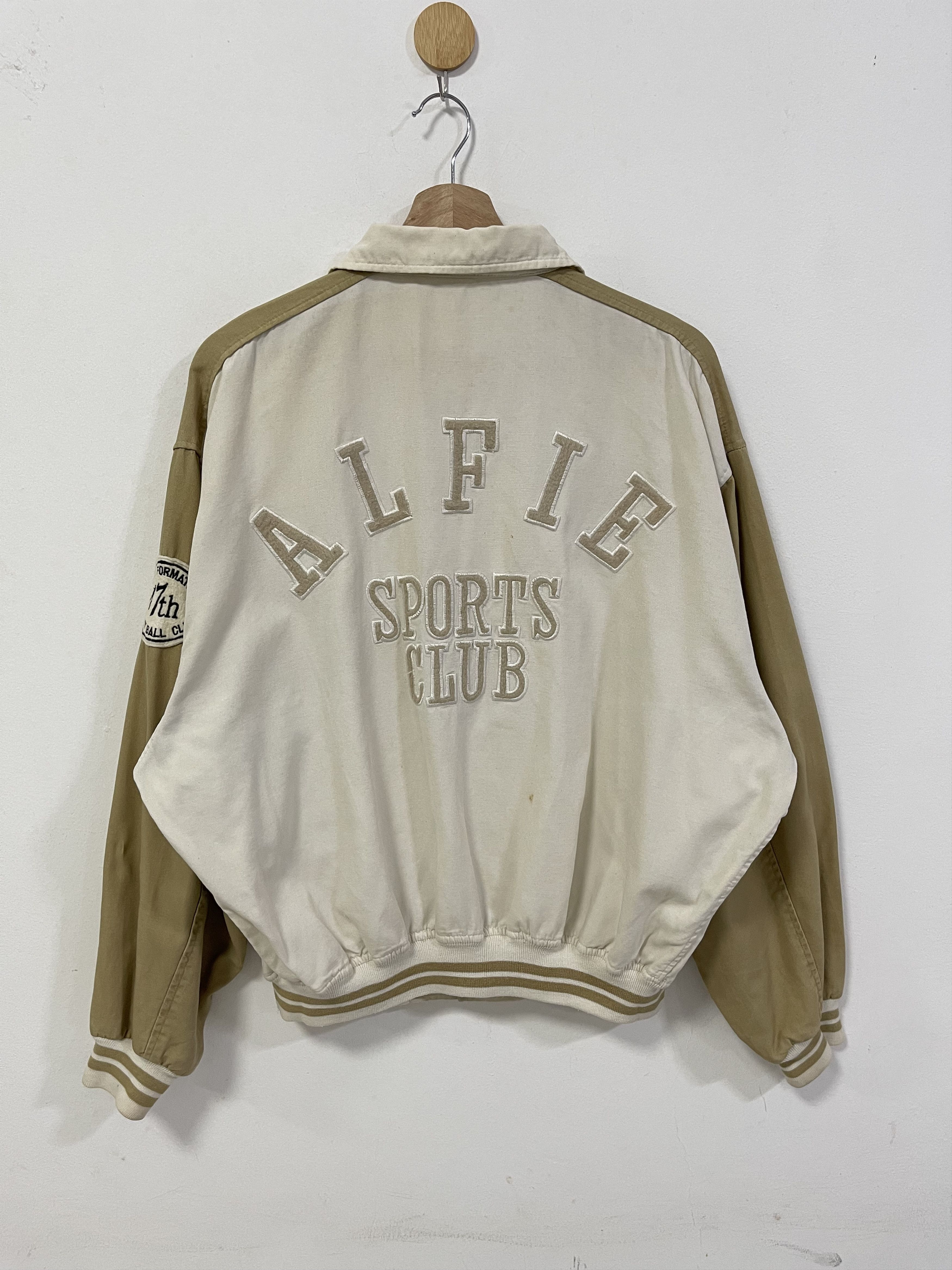 Sports Specialties × Vintage Distressed Alfie Formation Sport Club Logo Button Up Jacket Size US S / EU 44-46 / 1 - 1 Thumbnail