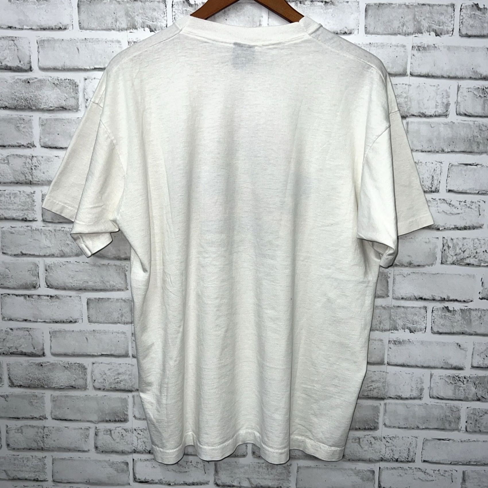 Vintage VINTAGE Screen Stars T-Shirt Men XL Beige Jesus Is Out Hope Stitch 1990 USA Shirts Mens Size US XL / EU 56 / 4 - 5 Thumbnail