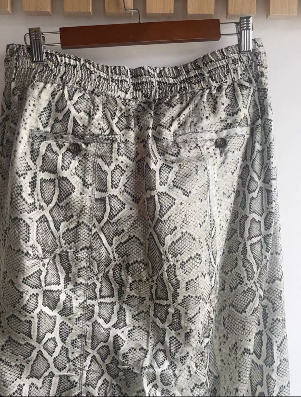 Roberto Cavalli 2015ss silk blend snake print jog pants Size US 32 / EU 48 - 5 Thumbnail