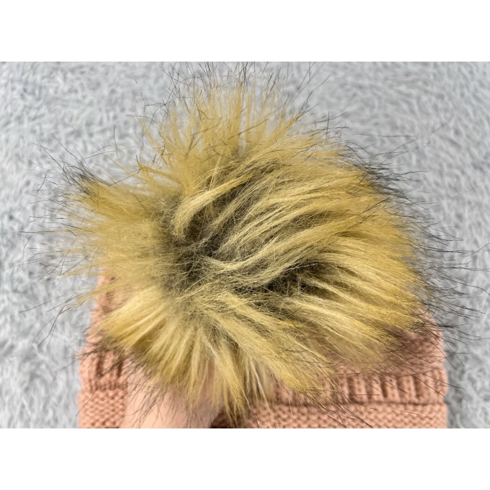 Vintage C.C Exclusive Beanie Toque Womens One Size Pink Knit 100% Acrylic Winter Ski Pom Size ONE SIZE - 4 Thumbnail