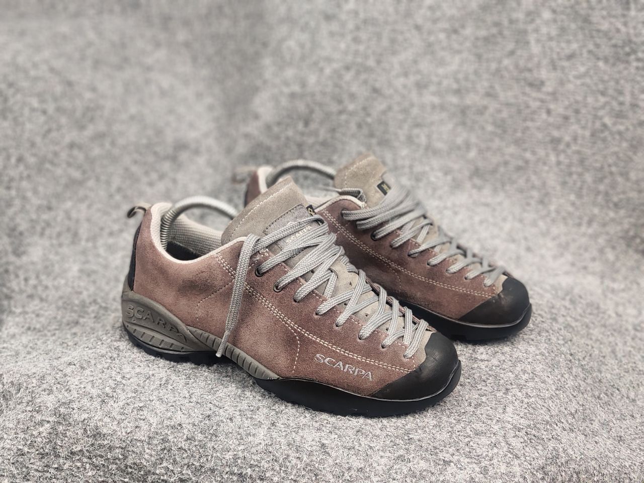 Vibram Scarpa Mojito gore-tex Sneaker Suede Leather Hiking Shoes Size US 7 / IT 37 - 7 Thumbnail