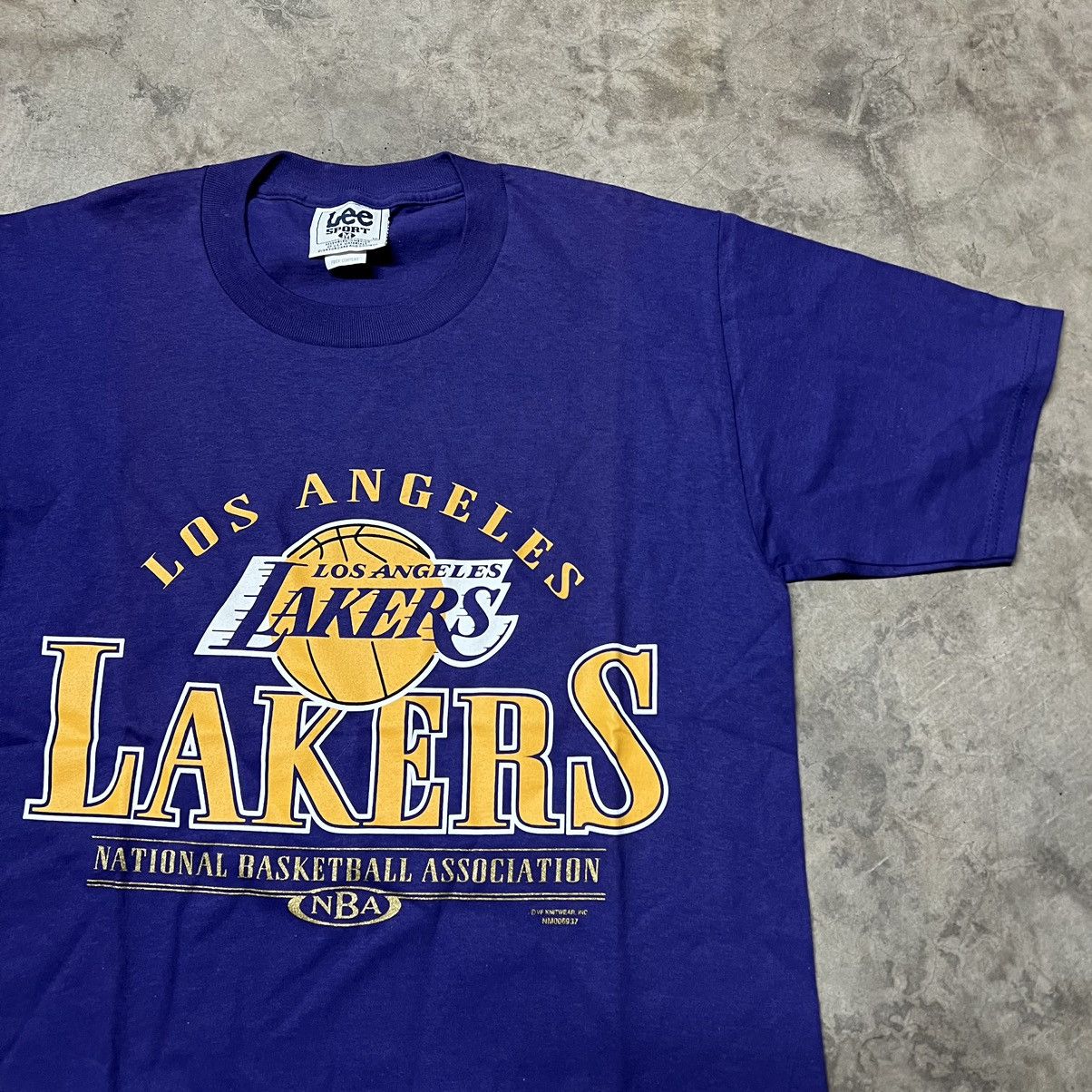 NBA × Vintage Vintage 2000’s NBA Los Angeles Lakers Lee Sport T-Shirt Size US M / EU 48-50 / 2 - 1 Thumbnail