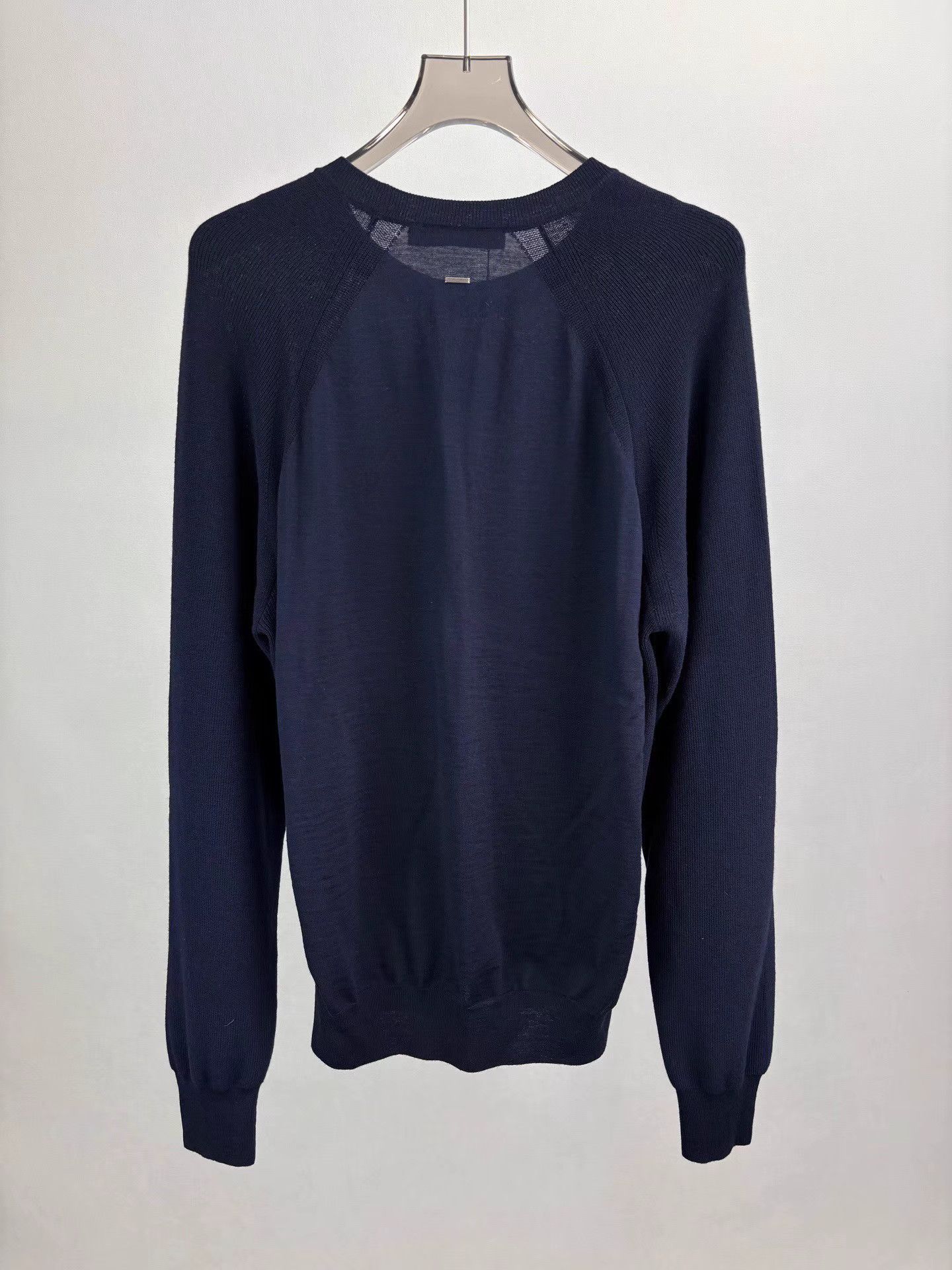 Louis Vuitton LOUIS VUITTON Pocket Embroidered Letter Logo Knitwear K1 Size US XL / EU 56 / 4 - 2 Thumbnail