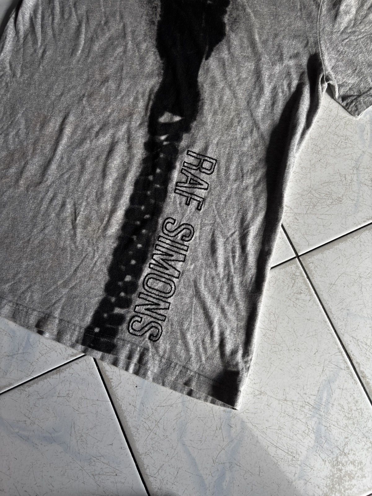 Raf Simons Raf Simons Archive Gray Graphic Logo Print Size US M / EU 48-50 / 2 - 2 Thumbnail
