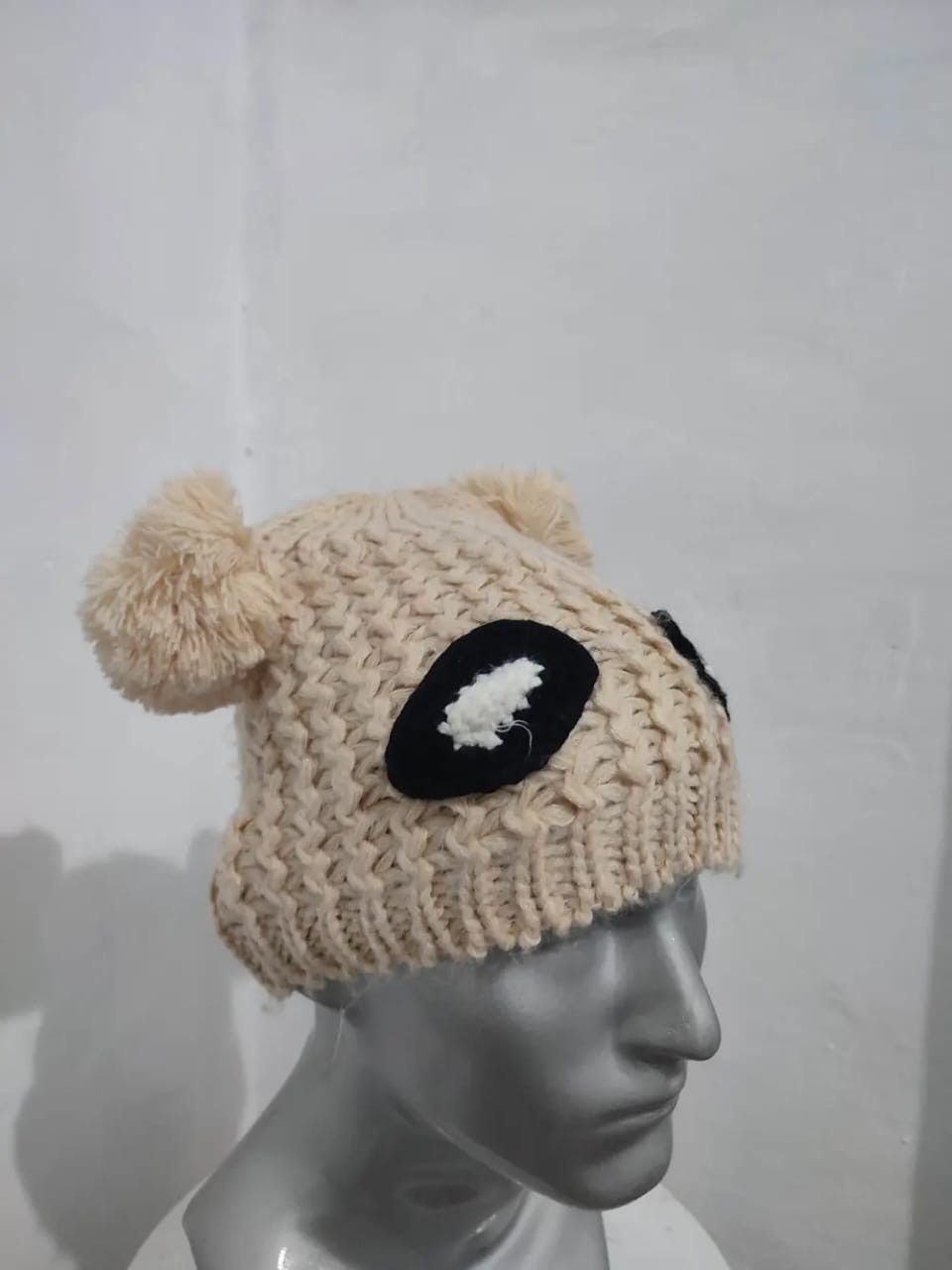 Other Unknown Japanese Cartoon Beanie Hats Size ONE SIZE - 4 Thumbnail