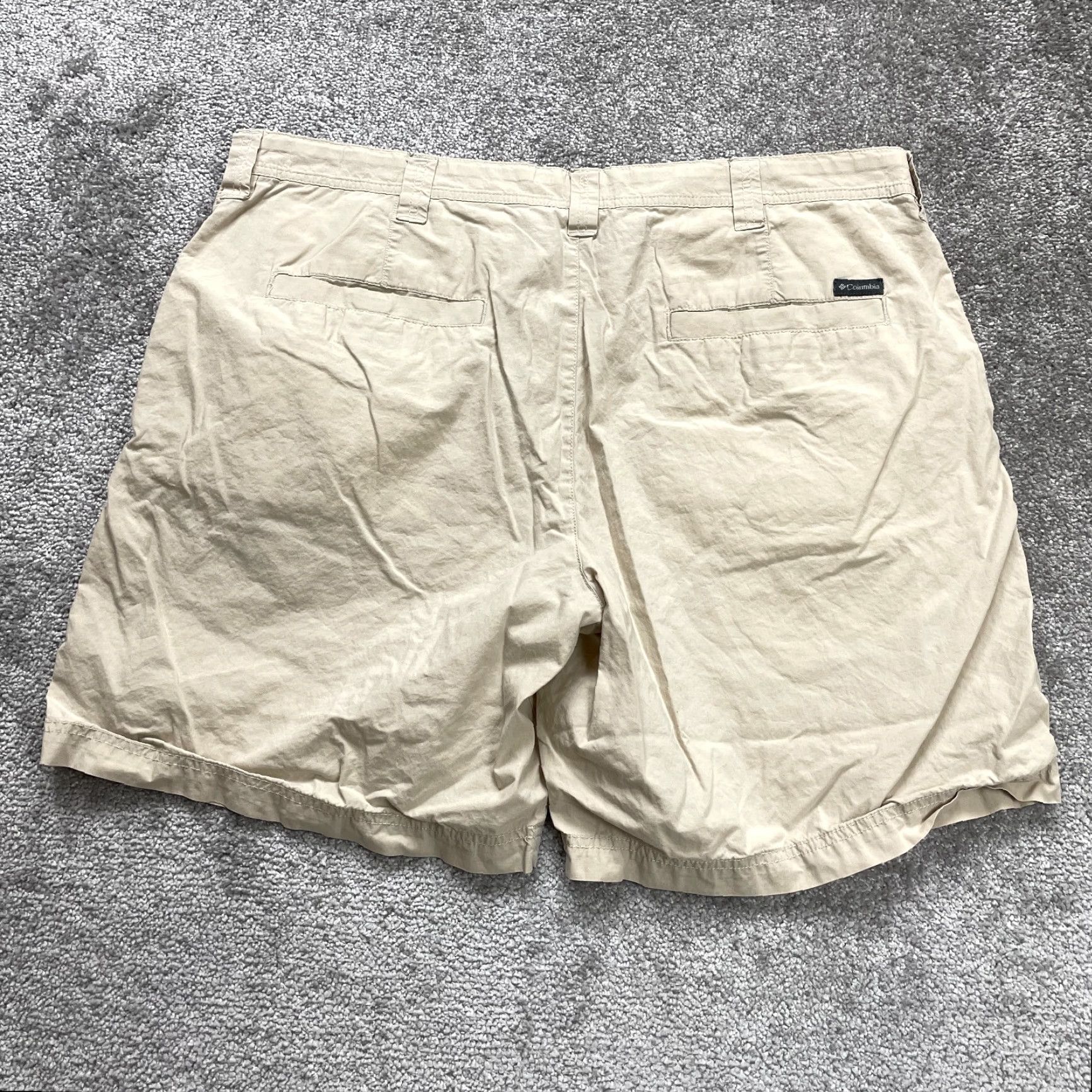Vintage Columbia Chino Shorts Mens 38 Beige Cotton Flat Front Pocket Casual Outdoor Size US 38 / EU 54 - 2 Thumbnail
