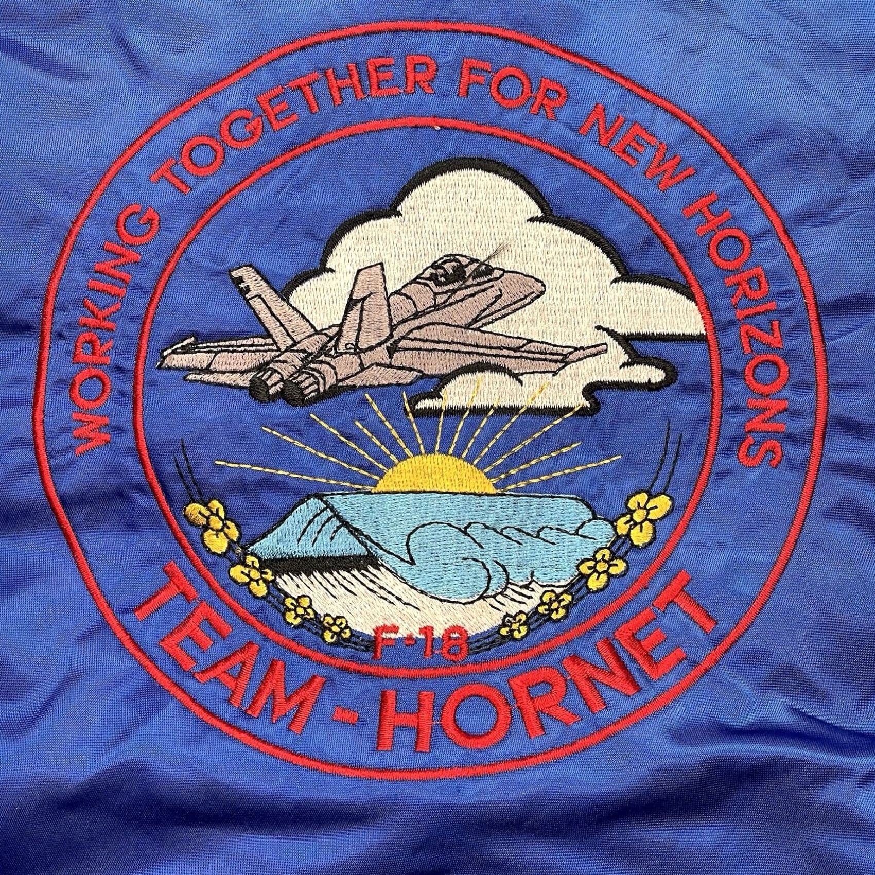 Vintage VINTAGE F-18 Super Hornet bomber jacket Mens XL Blue Polyester Jacket USA Boeing Northrop Clasic sports Size US XL / EU 56 / 4 - 7 Thumbnail