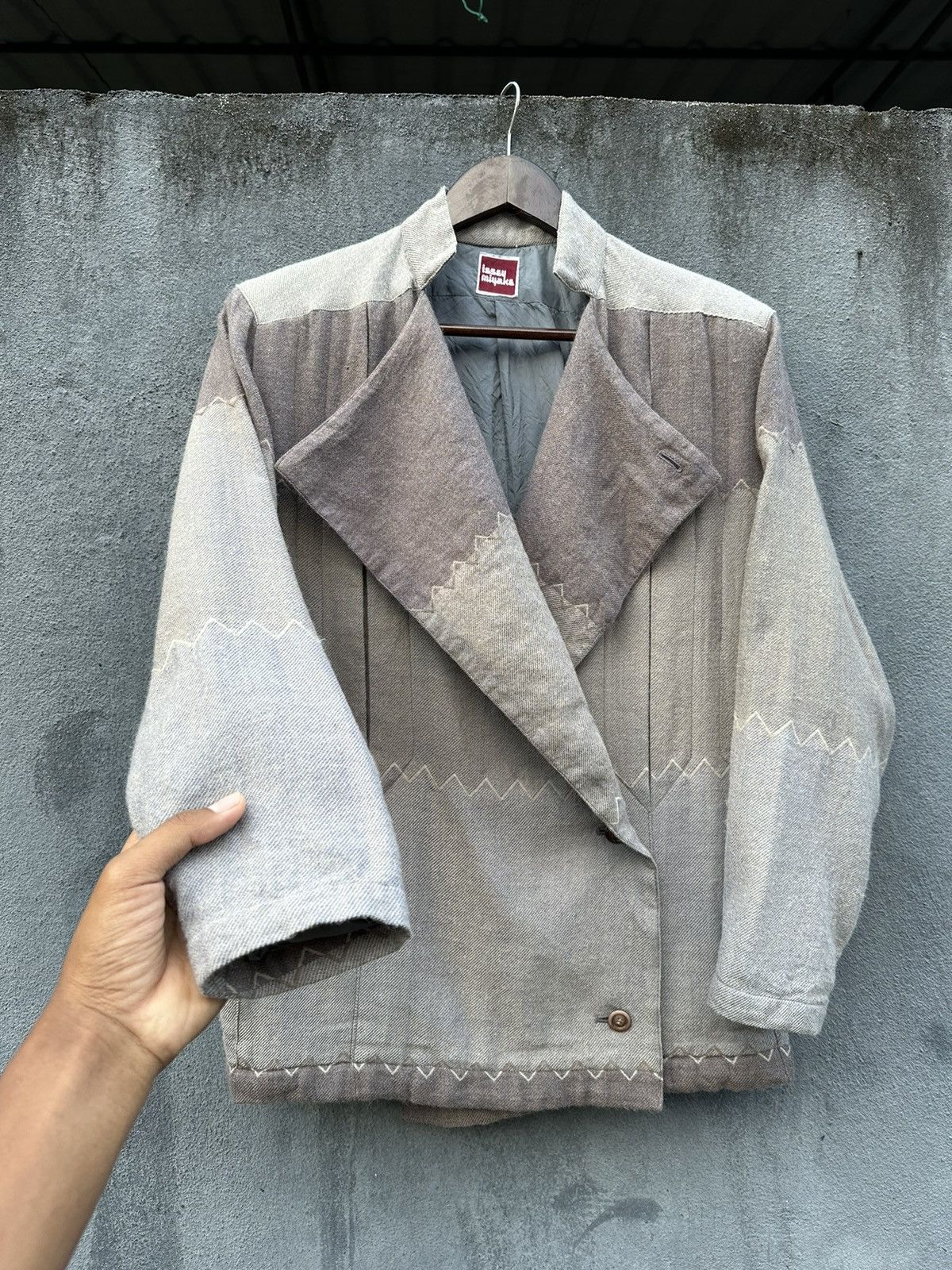 Issey Miyake Vintage Issey Miyake Double Breasted Wool Jacket (Woman) Size US M / EU 48-50 / 2 - 2 Thumbnail