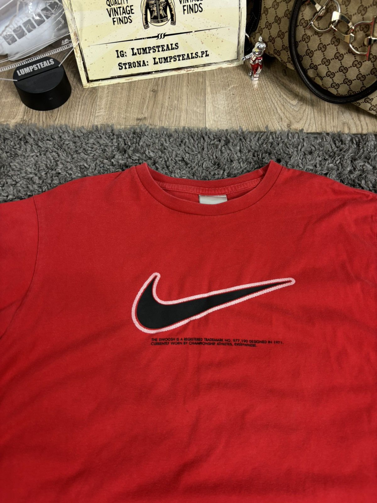 Nike × Vintage 2000s Vintage Swag Spell Out Big Logo Swoosh T-Shirt Nike Size US L / EU 52-54 / 3 - 4 Thumbnail