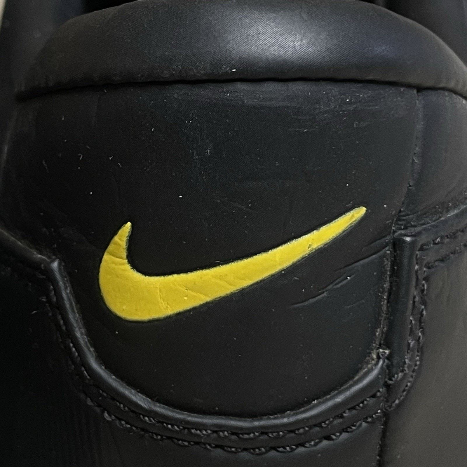 Nike vintage Nike Total 90 lll Indoor Shoes Football Soccer 2004 Size US 12 / EU 45 - 14 Thumbnail