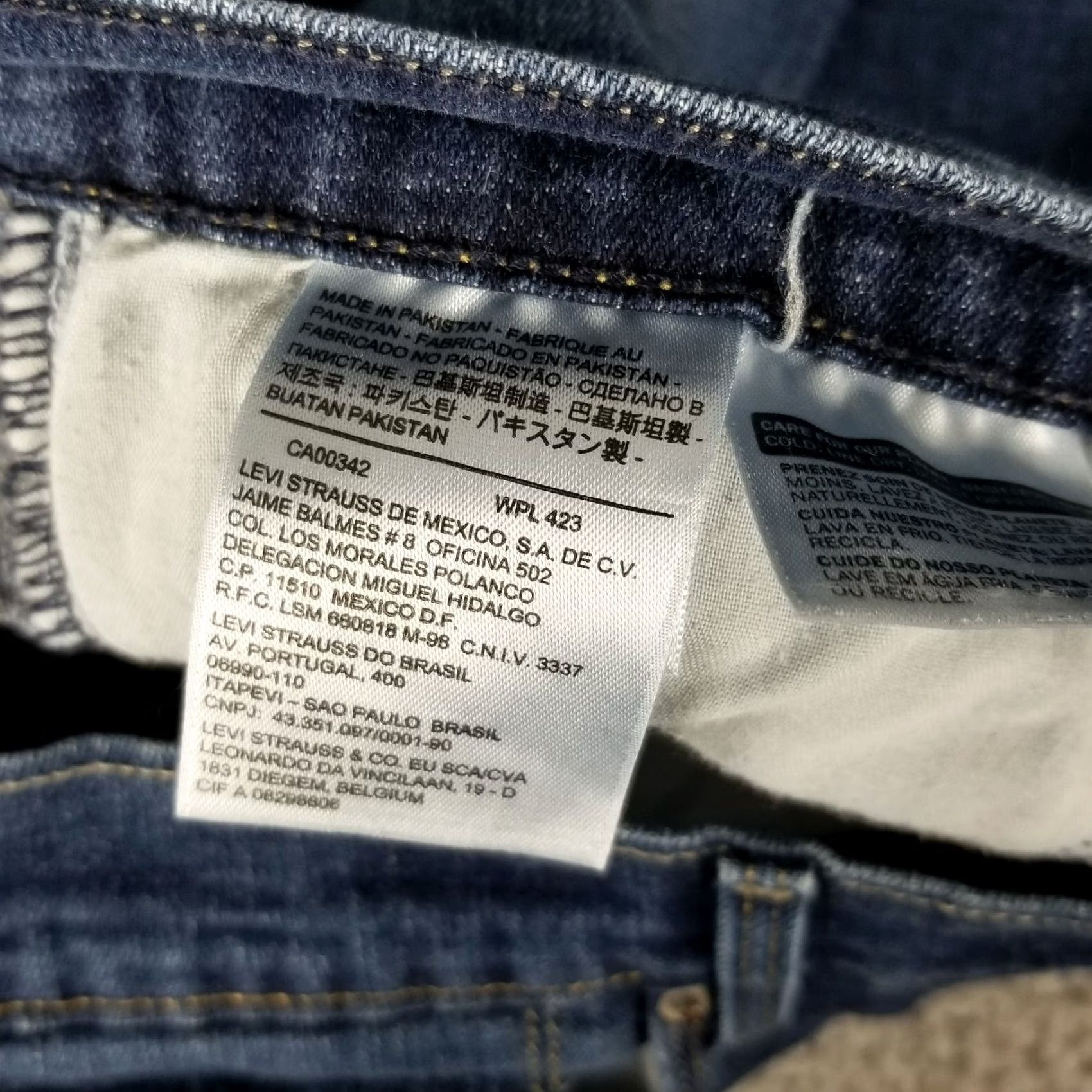 Levi's Levi's 515 Bootcut Jeans Womens 8 Dark Denim Western Light Wash Ranch Whiskers Jeans Regular 5-Pocket Blue Vintage Mens? Size 30" / US 8 / IT 44 - 4 Thumbnail