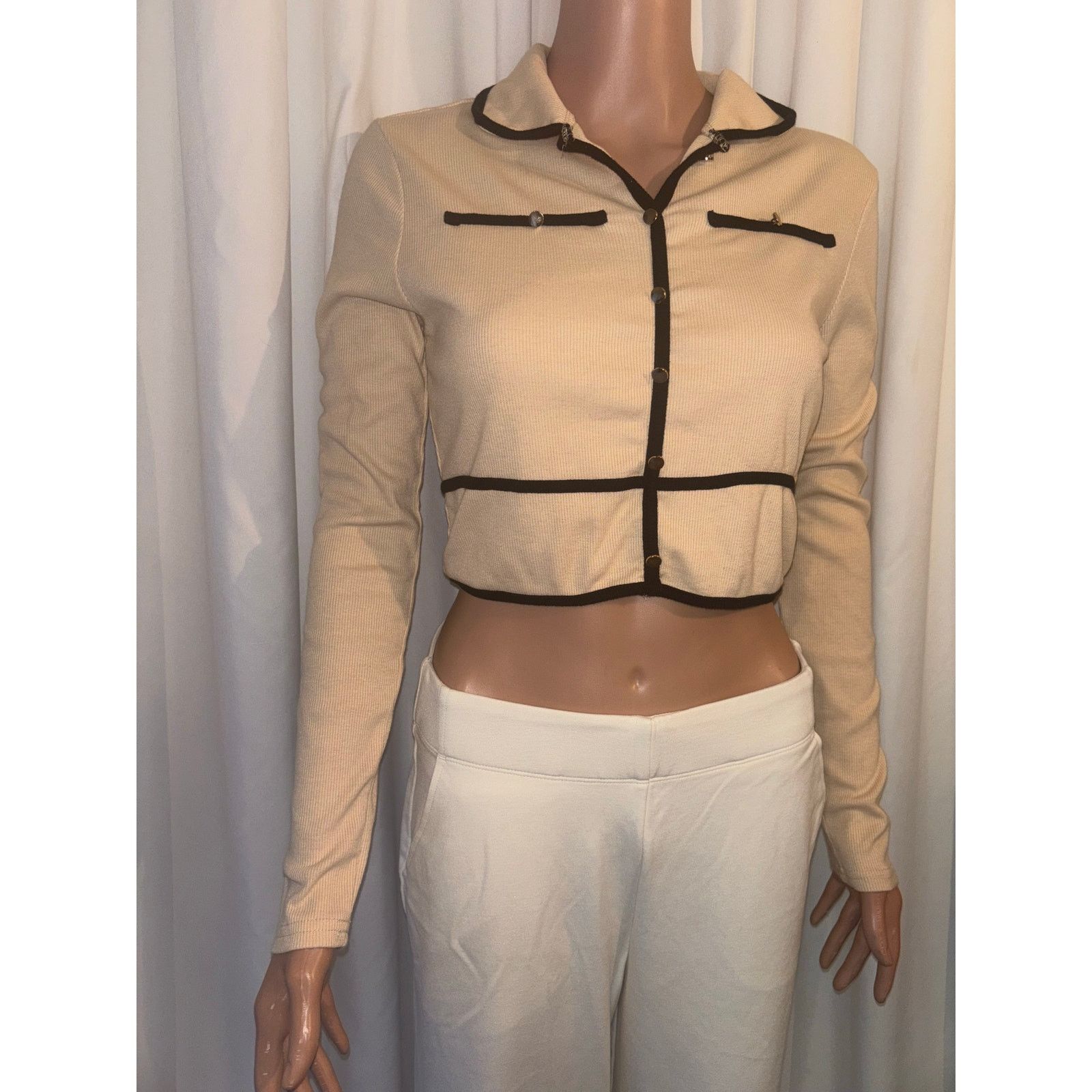 Shein SHEIN Size L - Contrast Binding Crop Tee Size L / US 10 / IT 46 - 1 Thumbnail