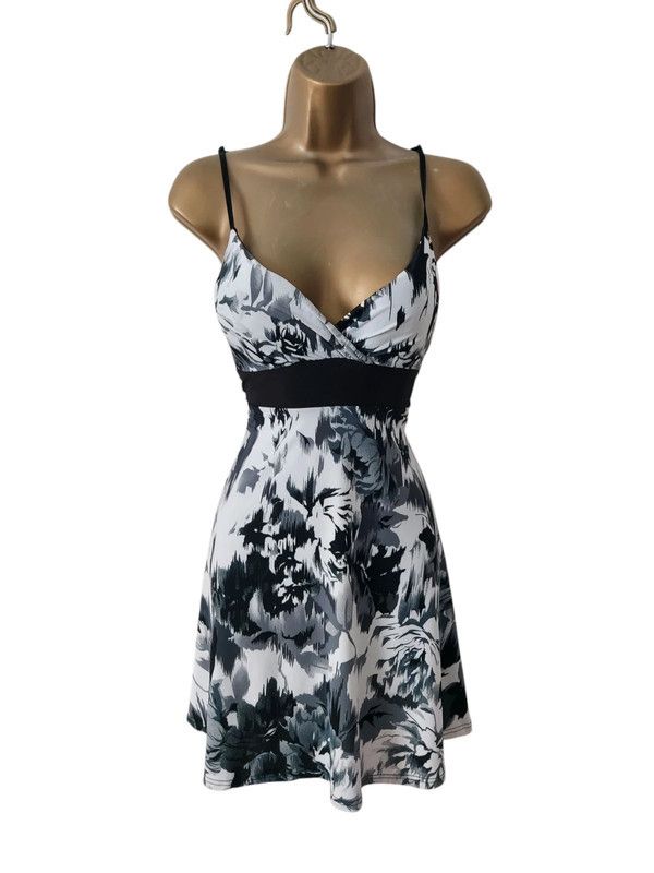 Vintage Vintage mini dress 8/10 Size M / US 6-8 / IT 42-44 - 1 Thumbnail