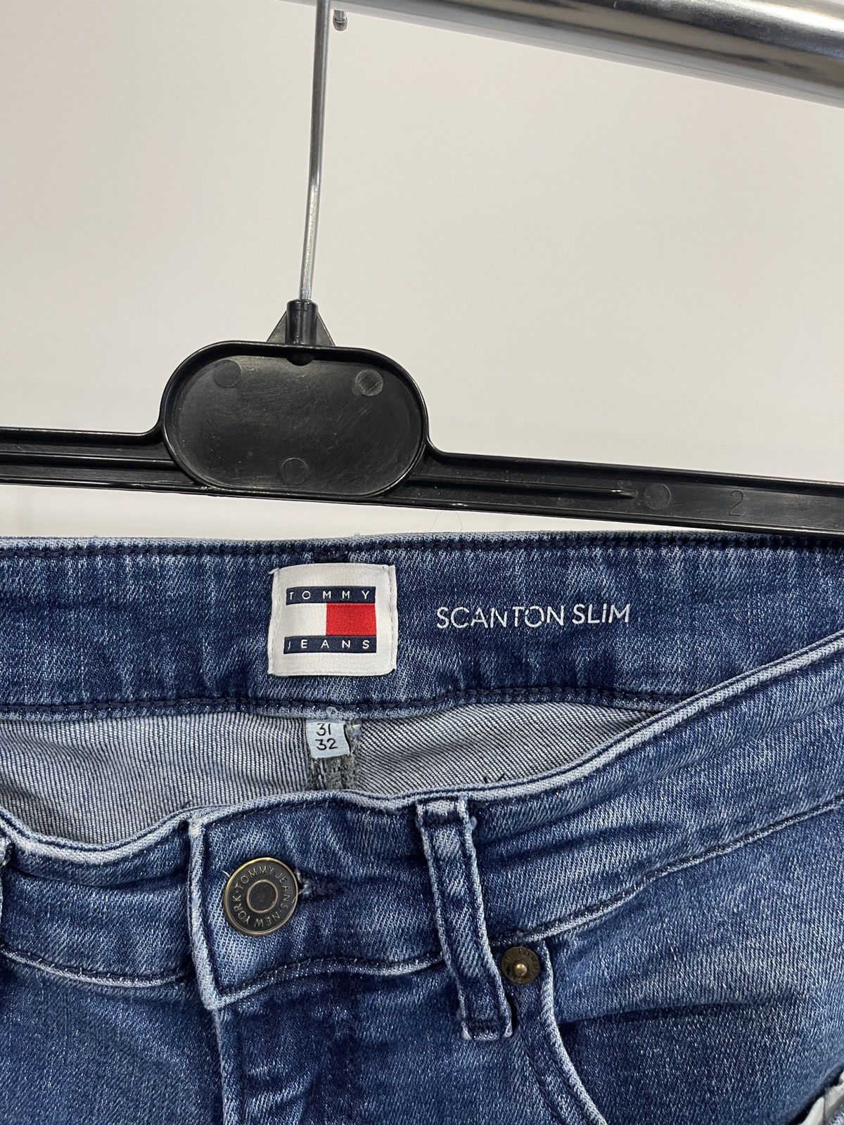 Tommy Hilfiger Tommy Jeans Scanton Slim Denim – W31 L32 Size US 31 - 3 Thumbnail